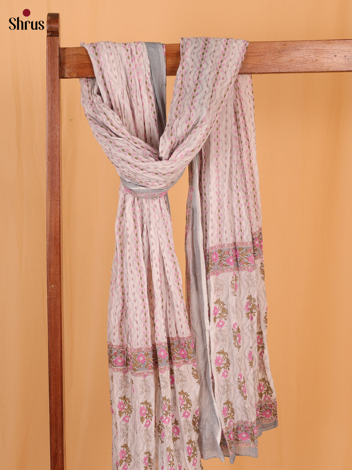 cream & Grey - Dupatta