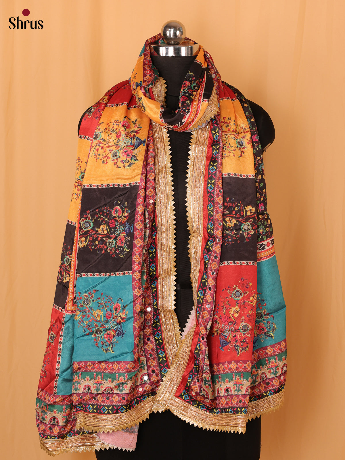 Black & Red - Dupatta