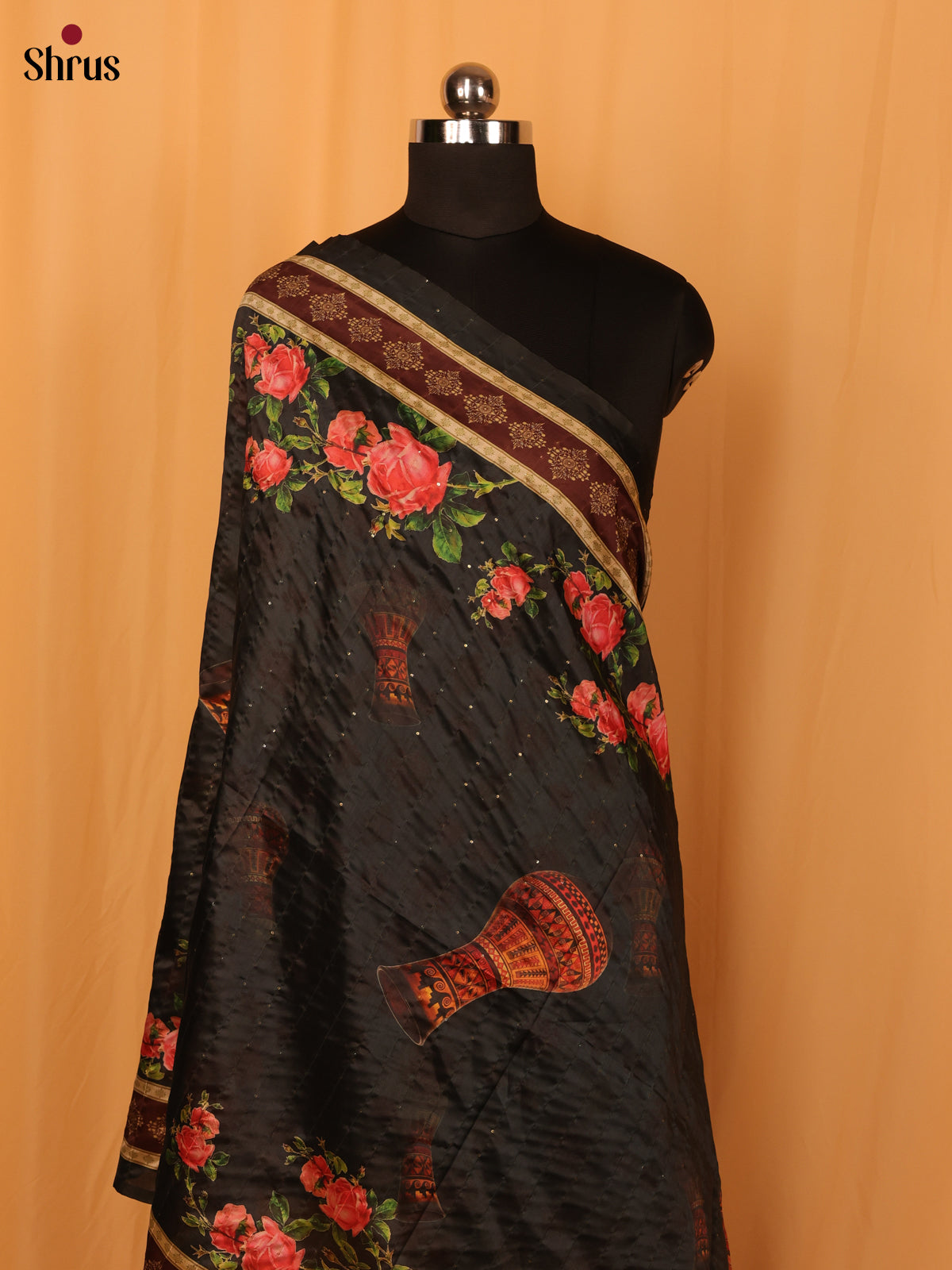 Black - Dupatta