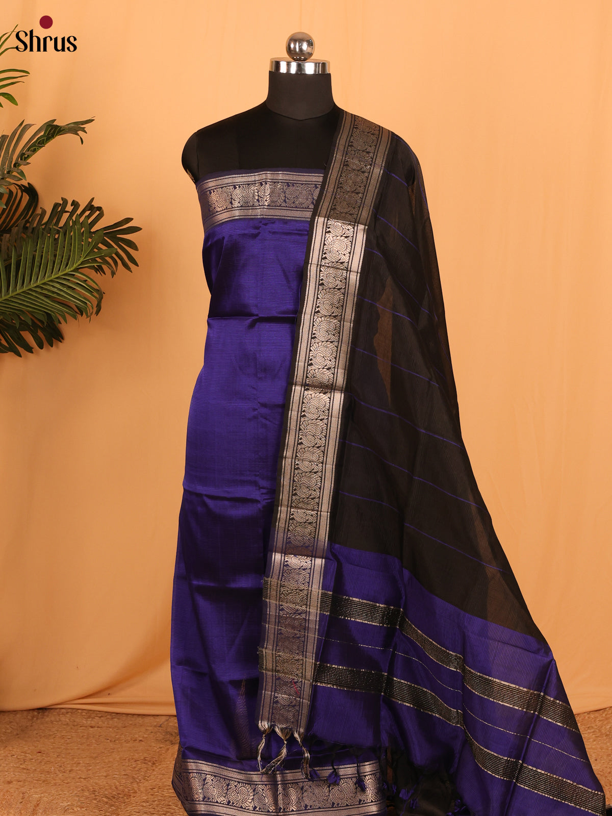 Violet & Black - mangalagirisico top & dupatta combo