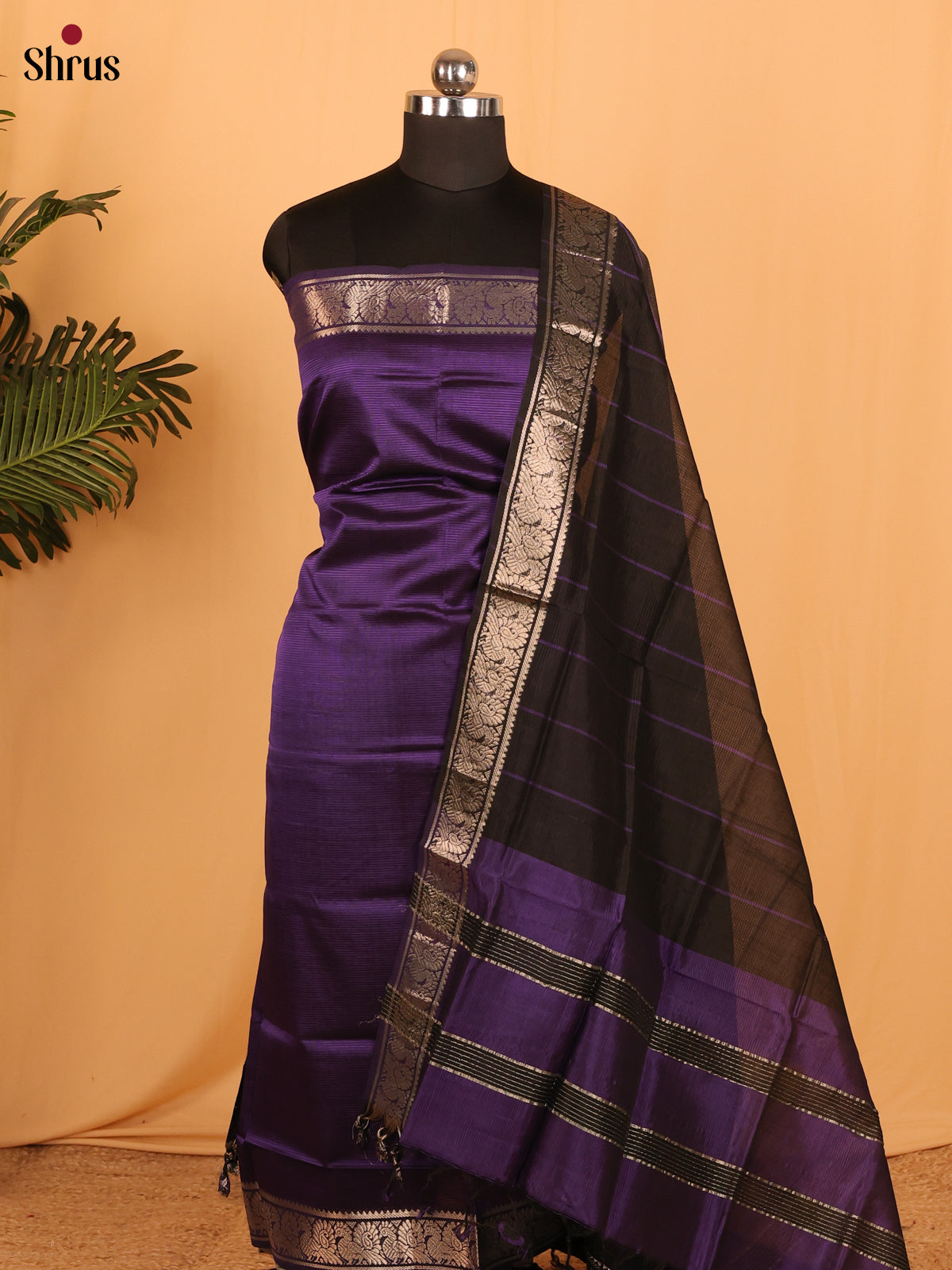 Violet & Black - mangalagirisico top & dupatta combo