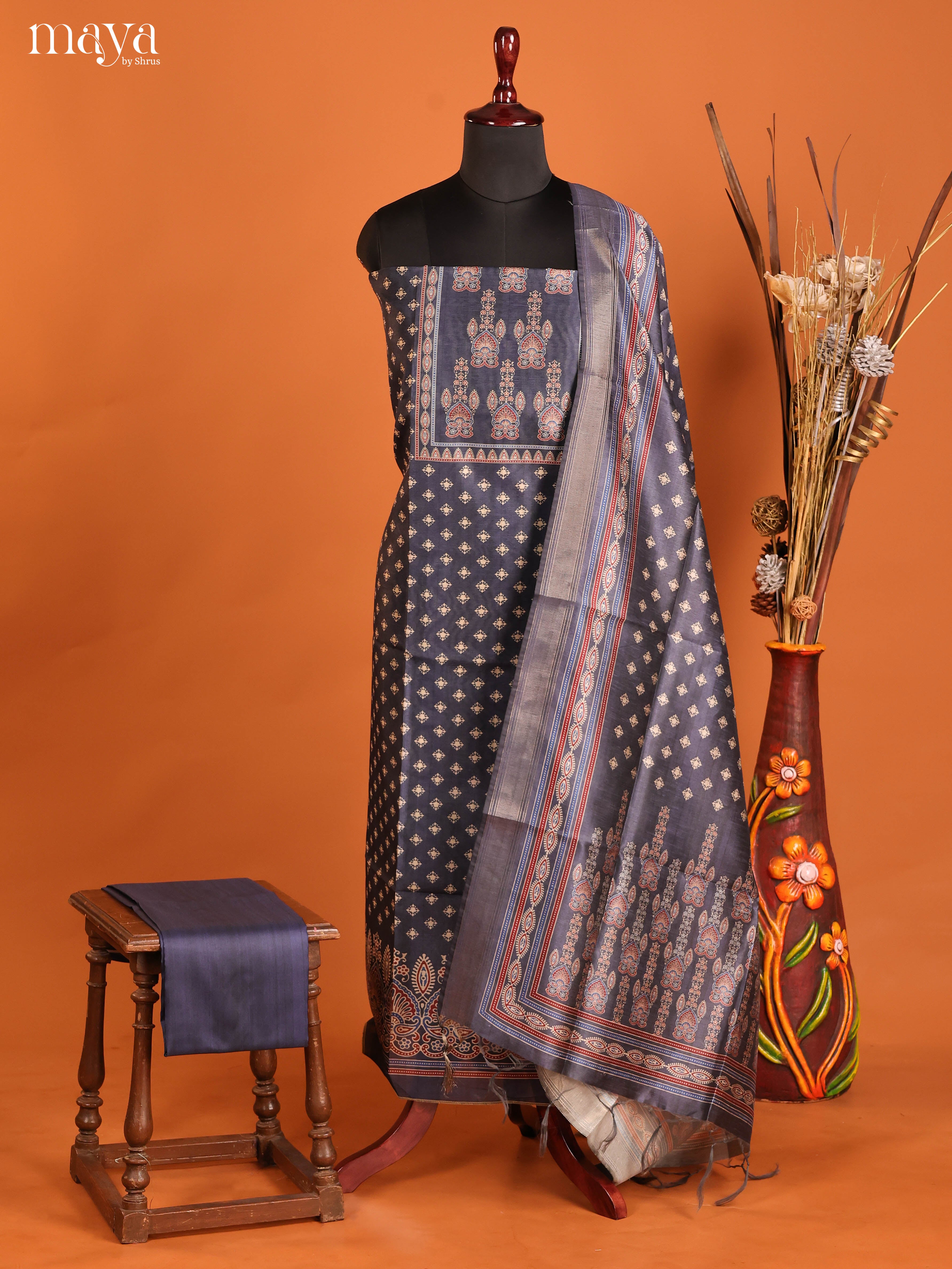 Black -Semi Tussar Salwar Unstitch