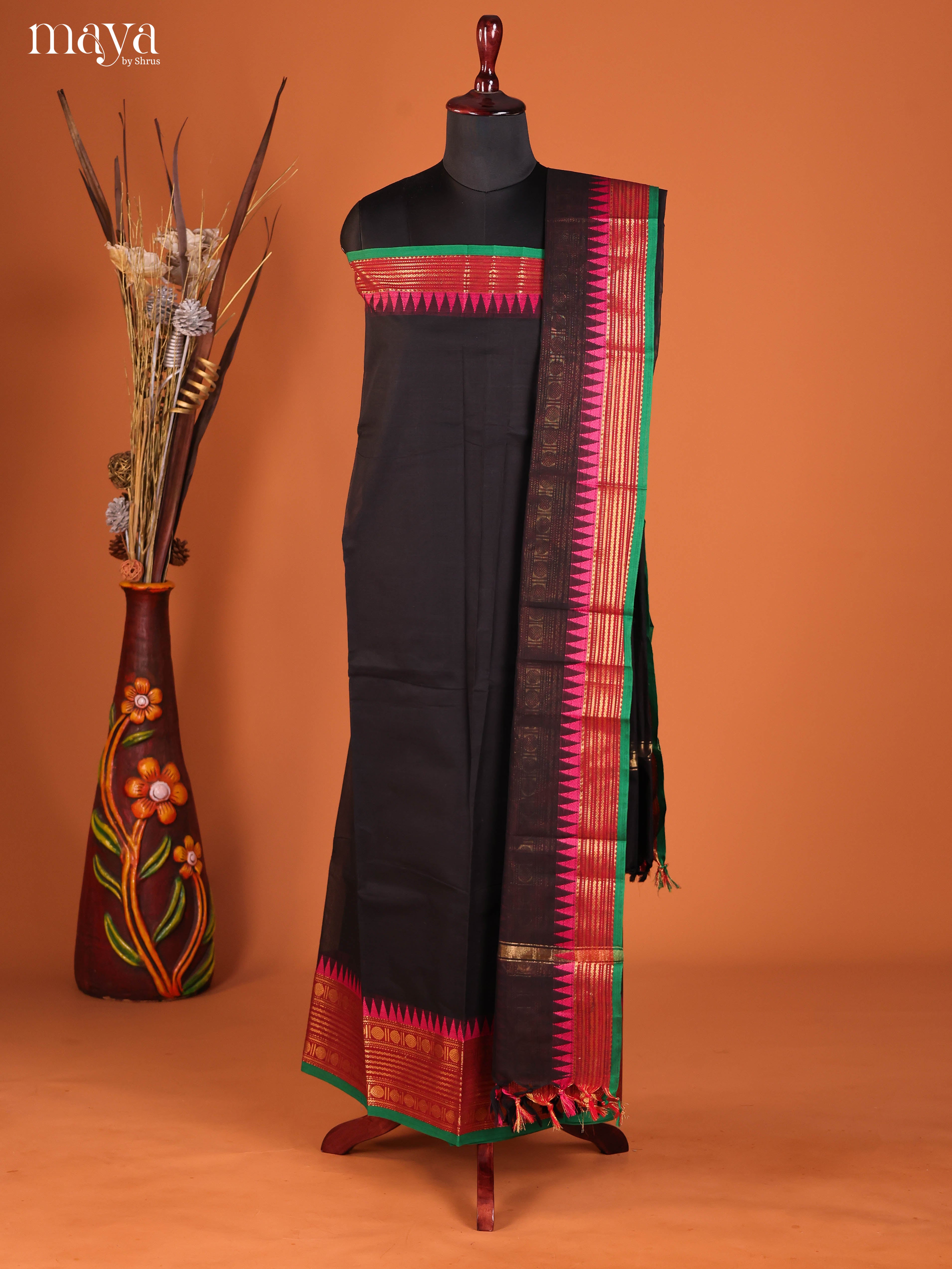 Black & Red-chettinad top & dupatta combo