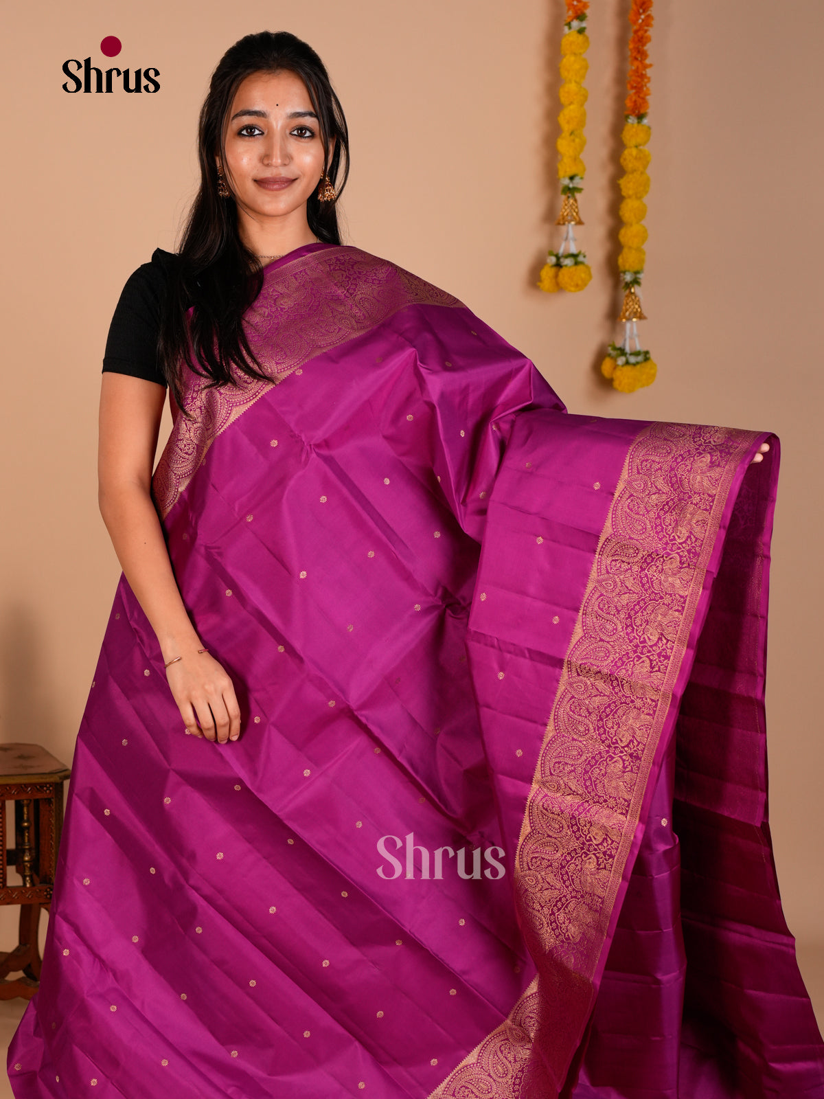 Buy Rich Magenta Kanchipuram Saree with Gold Buttis, Zari Brocade Border & Pallu