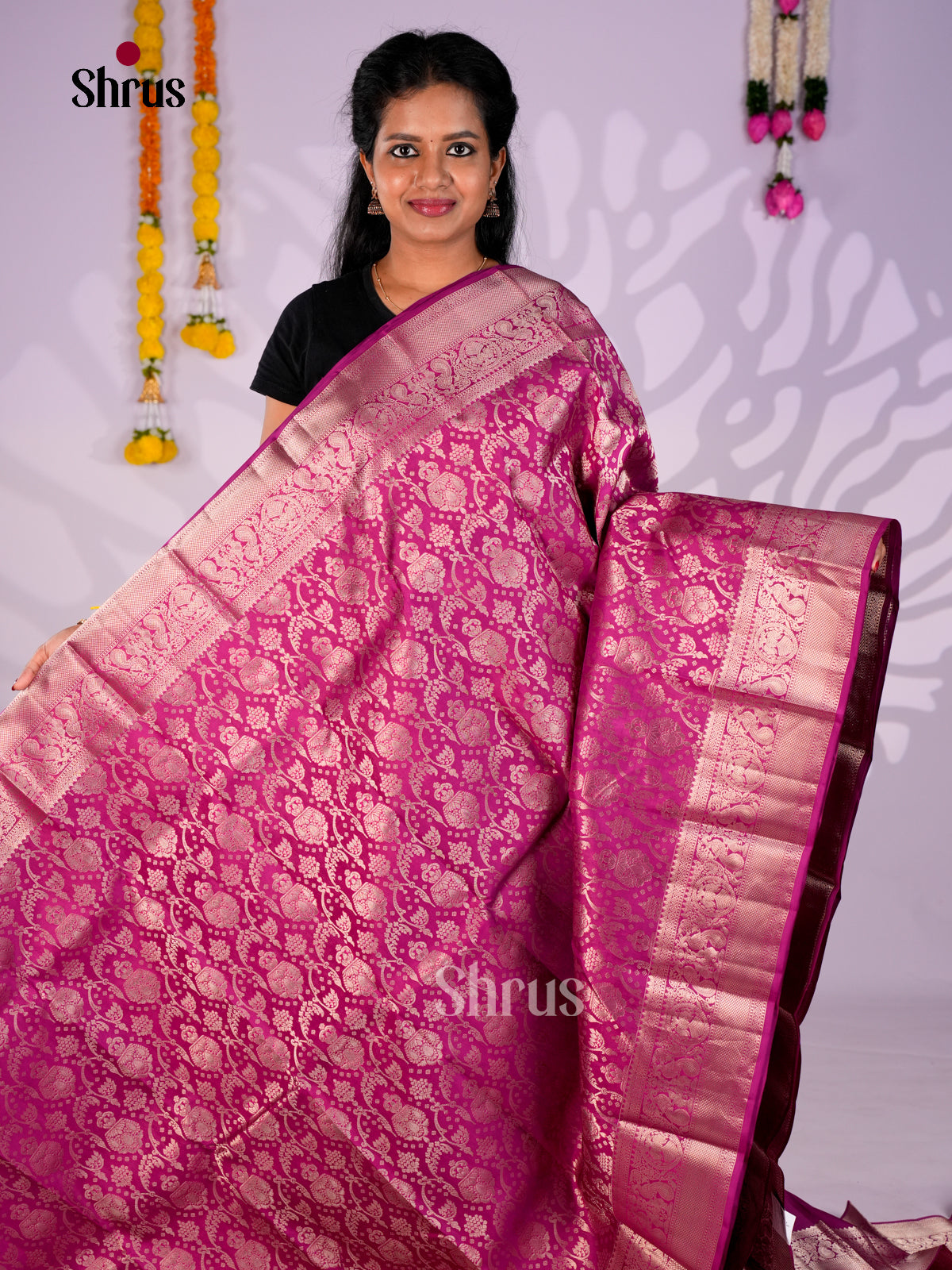 Buy Sheeny Magenta Pink Kanchipuram Sarees with Floral Nestling, Zari Border & Brocade Pallu