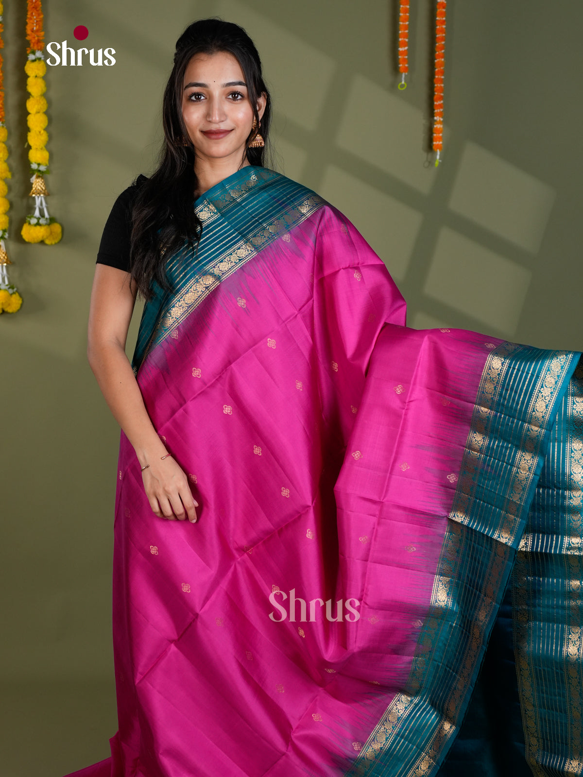 Buy Vibrant Magenta Pure Soft Silk Saree With Golden Buttas, Teal Rettaipet Zari Border & Brocade Pallu