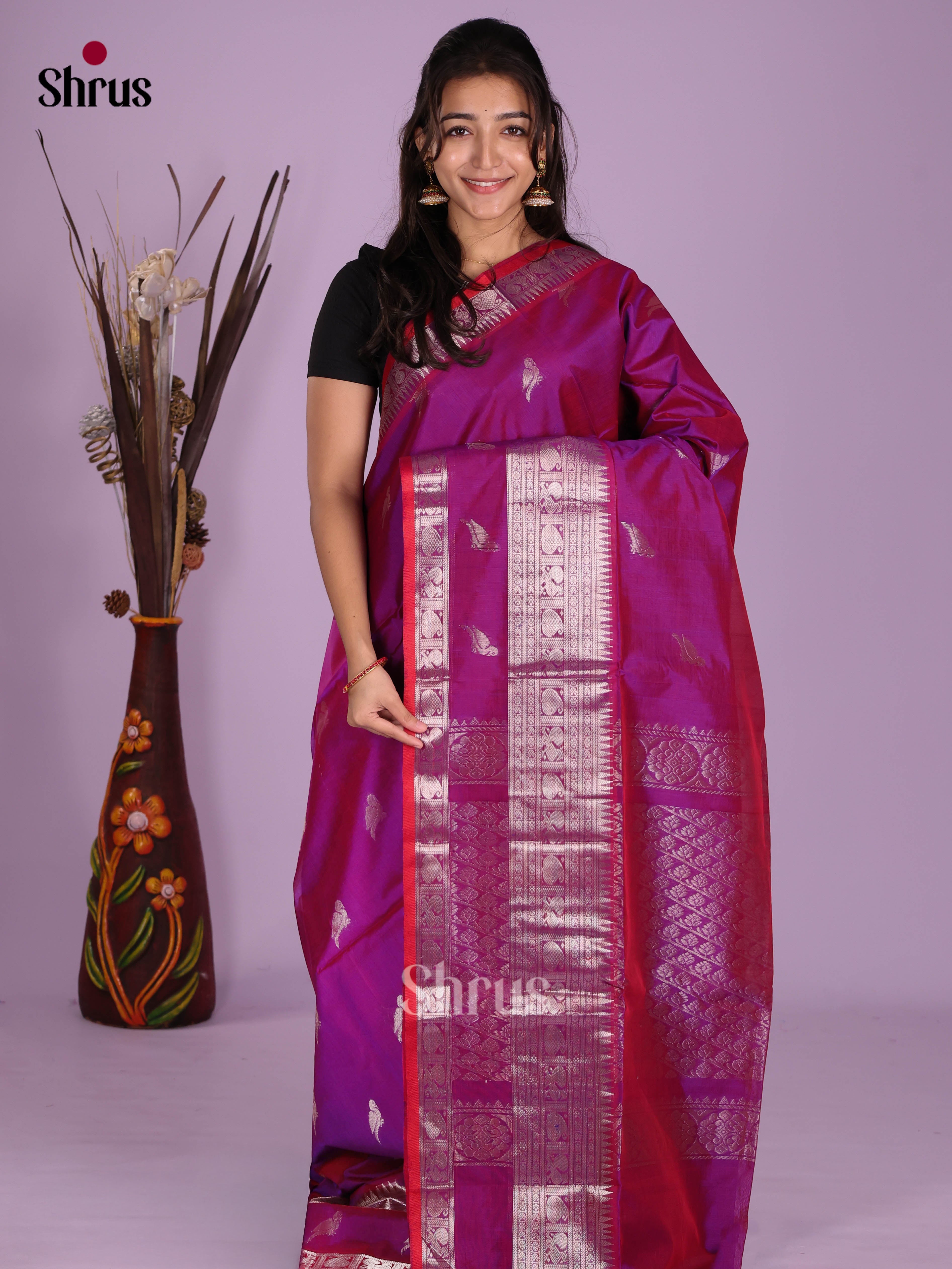 Buy Sheeny Magenta Silk Cotton Saree with Silver Bird Buttas, Rettaipet Border & Brocade Pallu