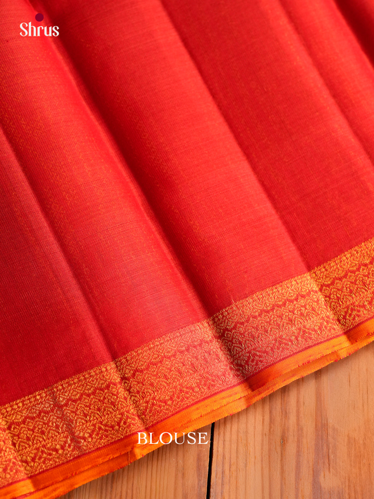 Magnificent Orange Pattu Saree With Gold Tissue Pattern | Red Border With Scalloped Arches & Paisley Pattern