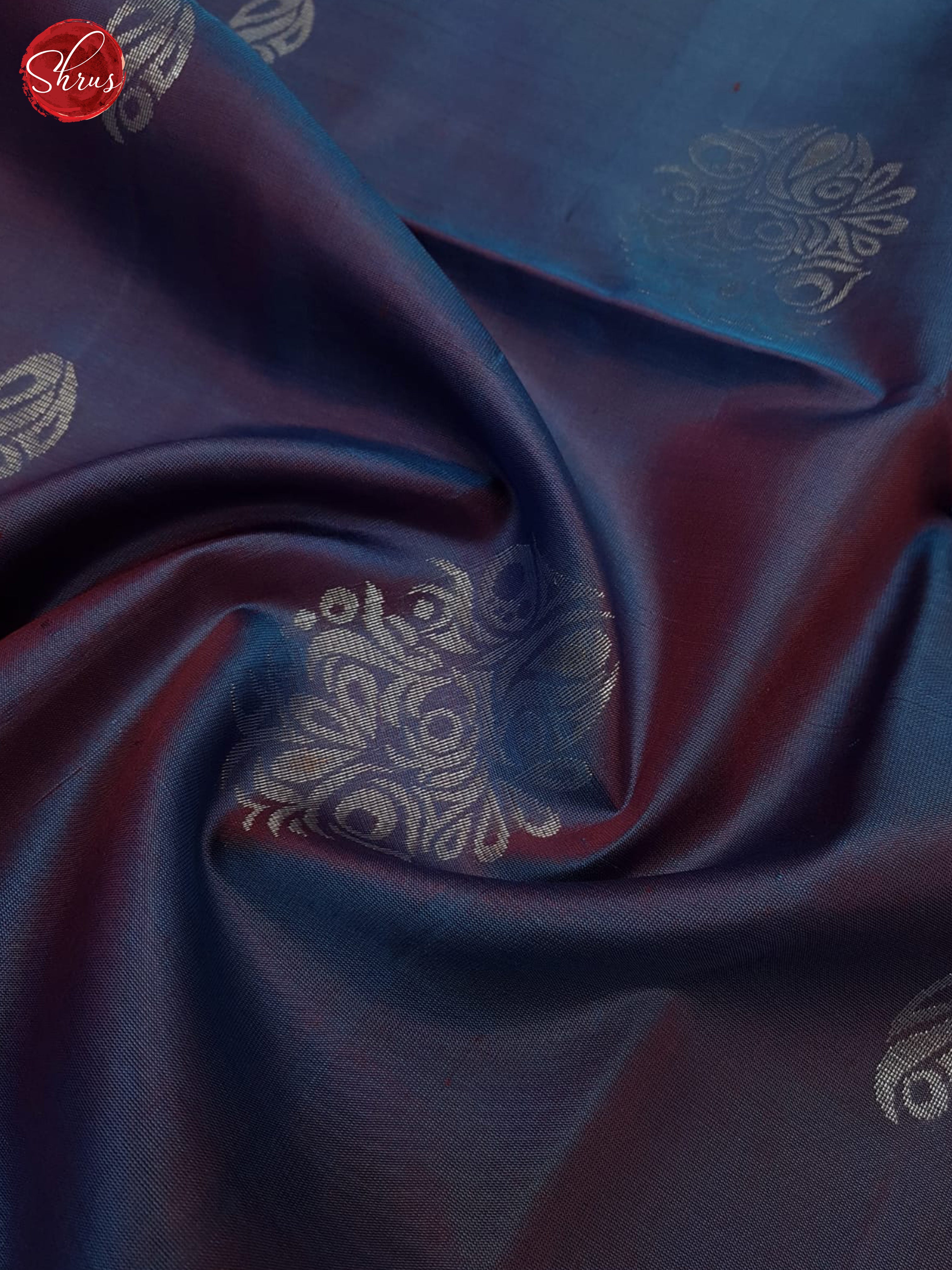 Buy Majestic Greyish Blue Silk Saree With Paisley Inspired Motifs, Maroon Border & Brocade Pallu
