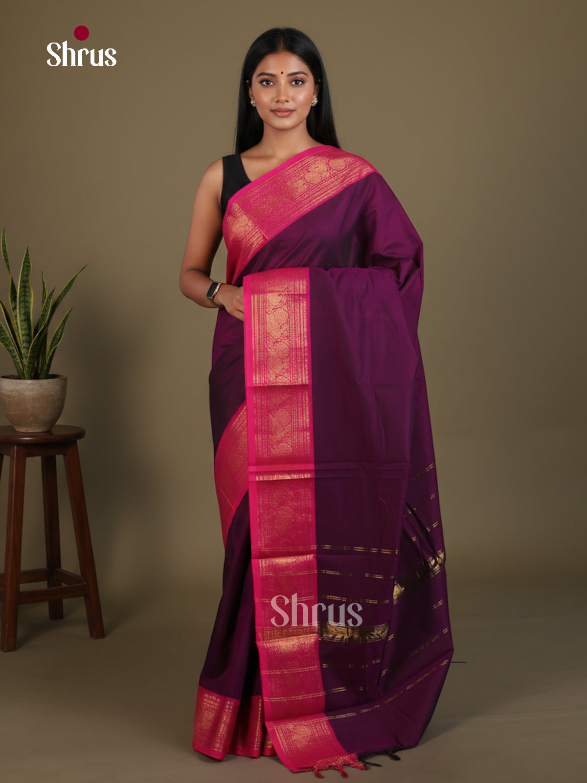 Majestic Wine Chettinad Cotton Saree With Pink Golden Border & Traditional Zari Striped pallu