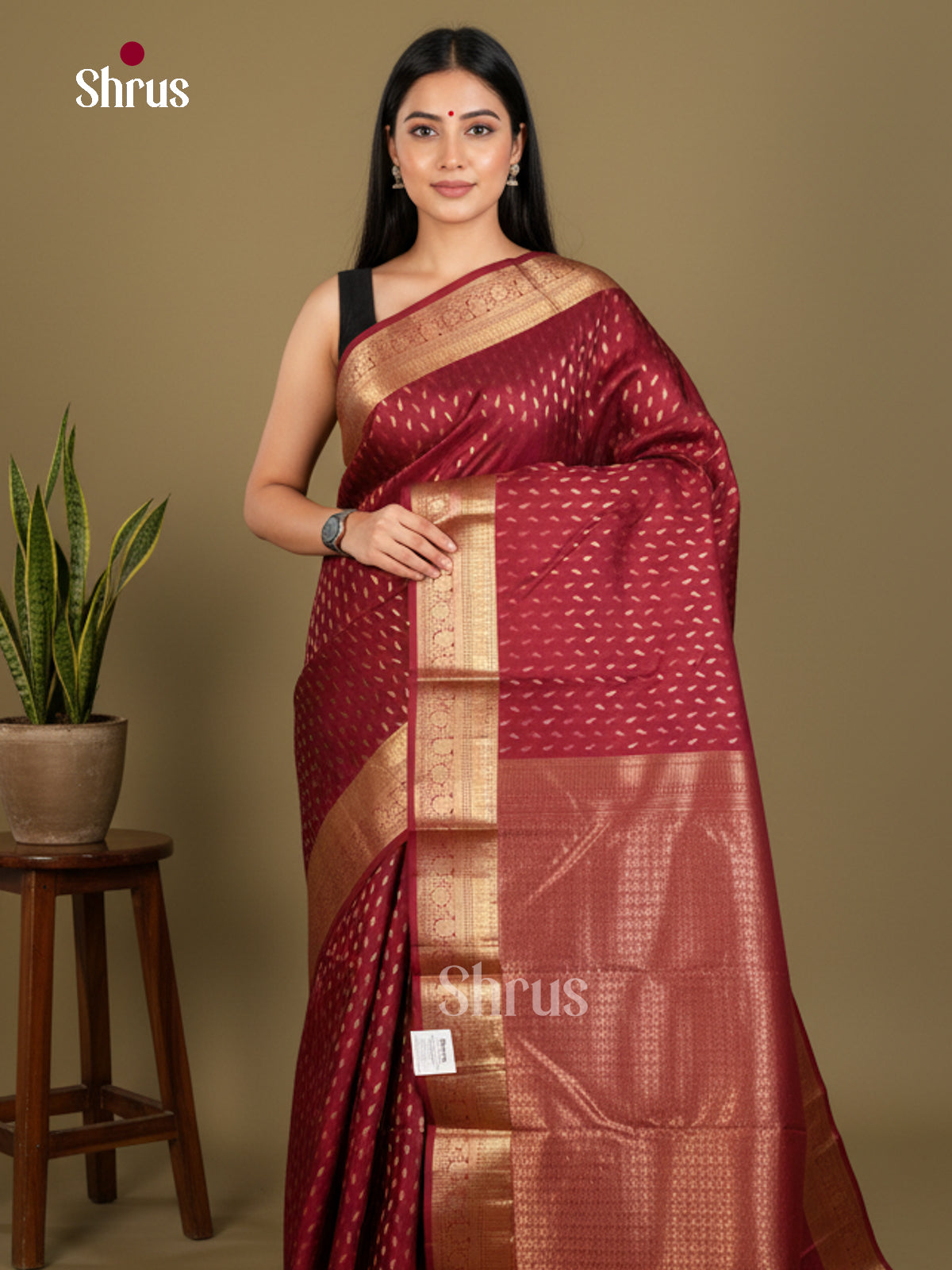 Buy Classic Maroon Kanchipuram Saree with Gold Buttas, Traditional Border & Brocade Pallu