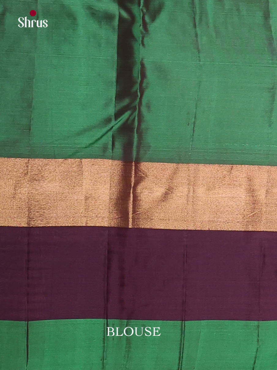 Buy Classy Maroon Kanjivaram Sarees with Jacquard Patterns, Contrast Border & Green Pallu