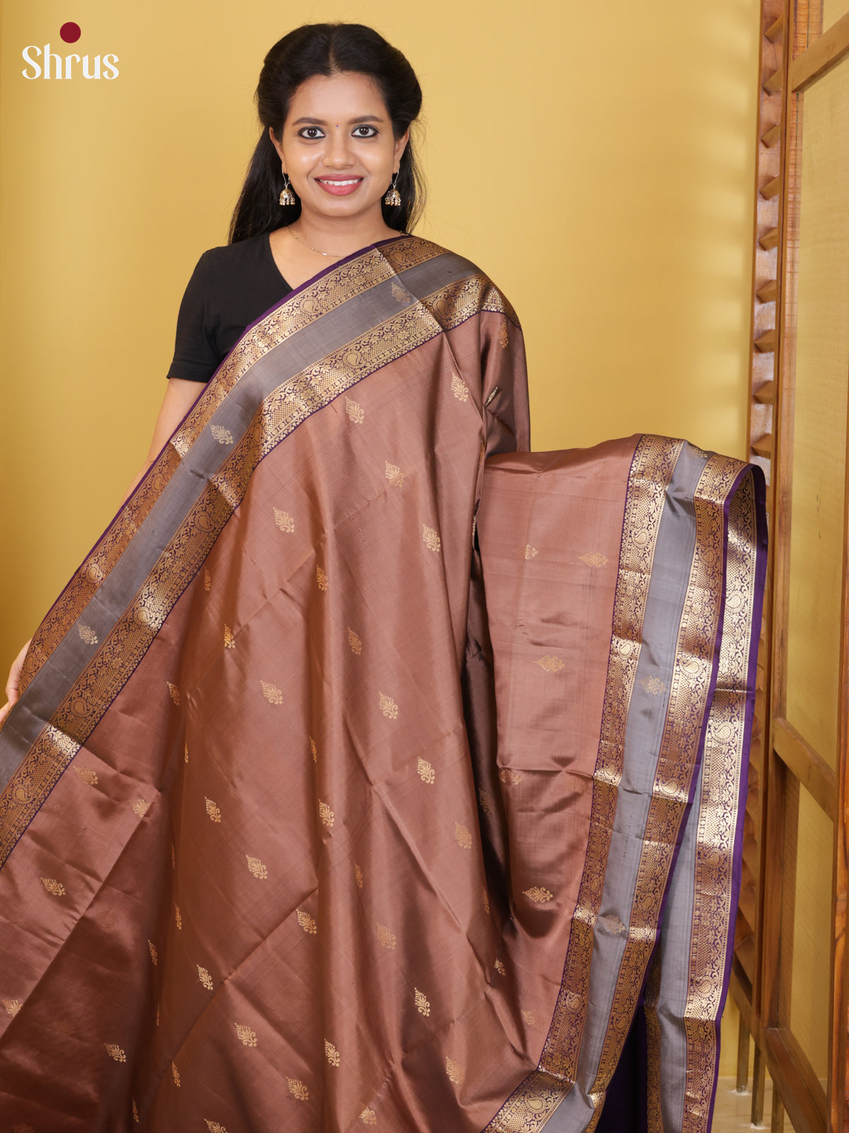 Buy Unique Mauve Kanchipuram Silk Sarees With Gold Buttas, Rettapet Border & Deep Violet Pallu