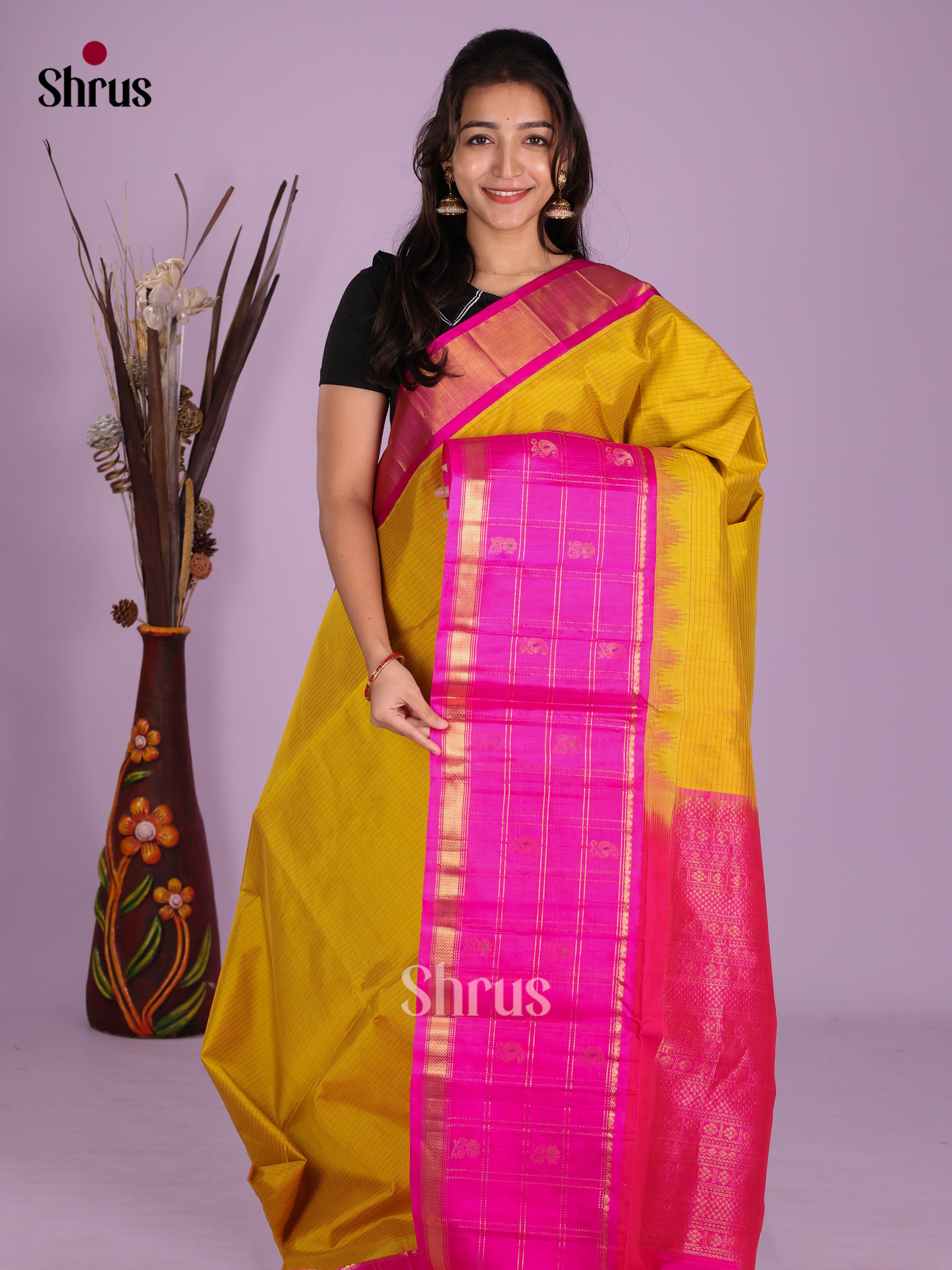 Buy Resplendent Mustard Green Checked Silk Cotton Saree with Pink Border & Brocade Pallu
