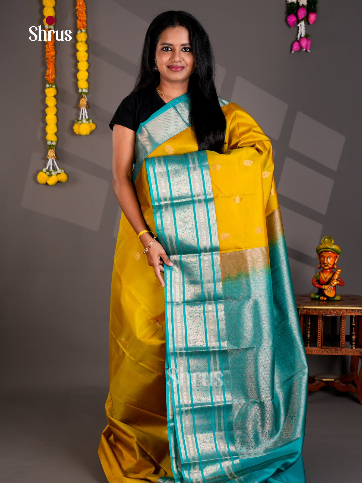 Buy Majestic Mustard Kanchipuram Silk Saree with Gold Motifs & Sea Green Silver Zari Border