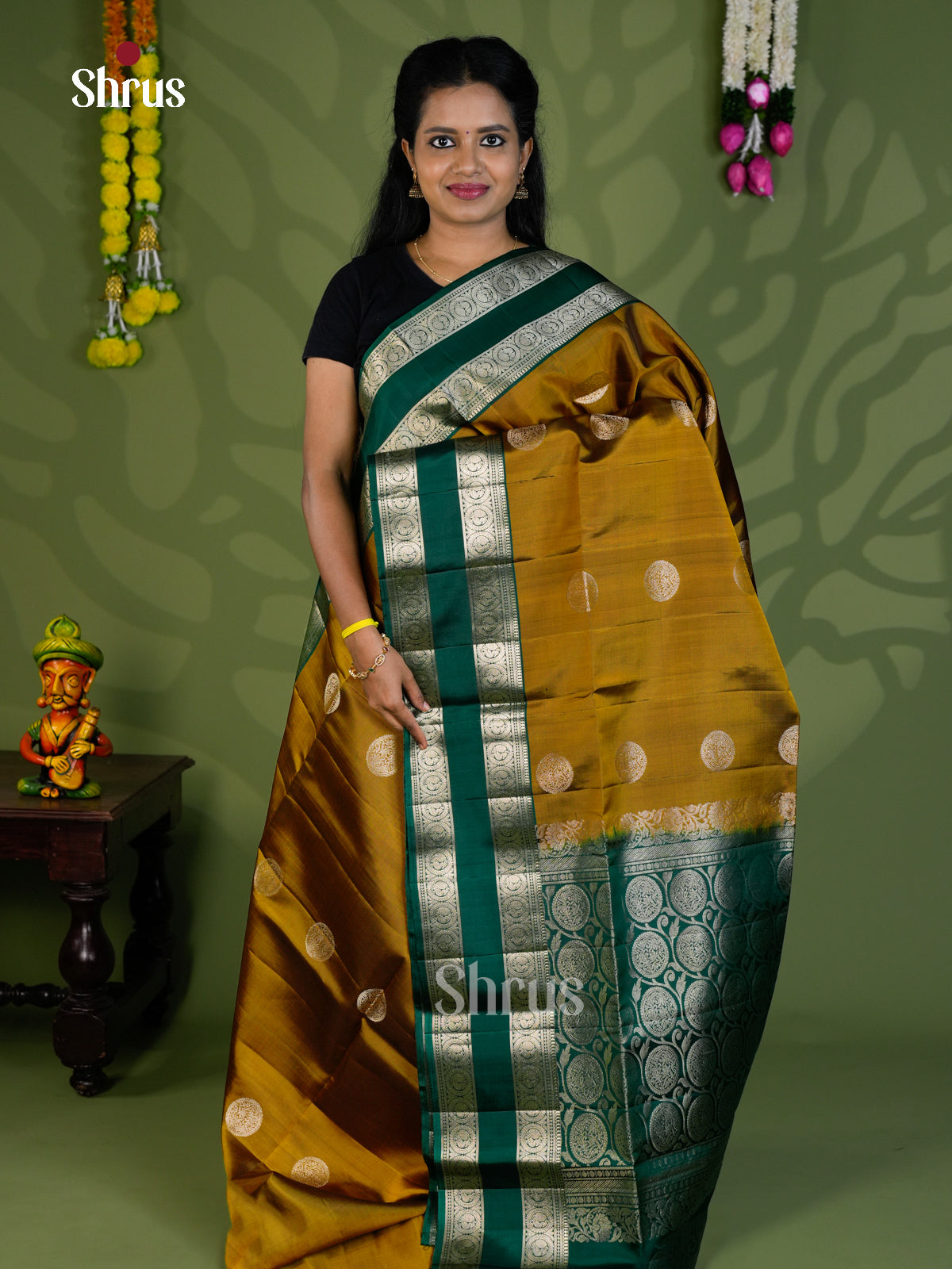 Buy Pretty Mustard Yellow Pure Silk Saree With Round Buttas, Green Rettapet Border & Brocade Pallu