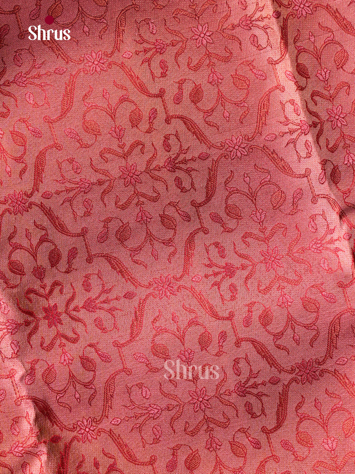 Opulent Salmon Pink Kanchipuram Pattu Saree With Floral Jaal Patterns | Dark Pink Rettapet Zari Border & Pallu