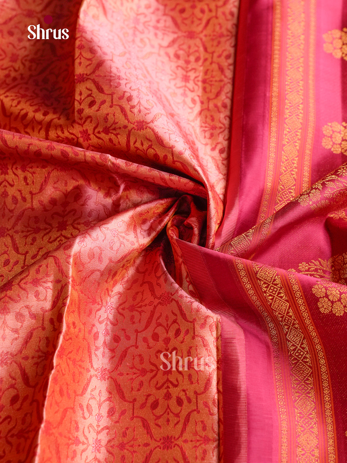 Opulent Salmon Pink Silk Saree With Floral Jaal Patterns | Dark Pink Rettapet Zari Border & Pallu