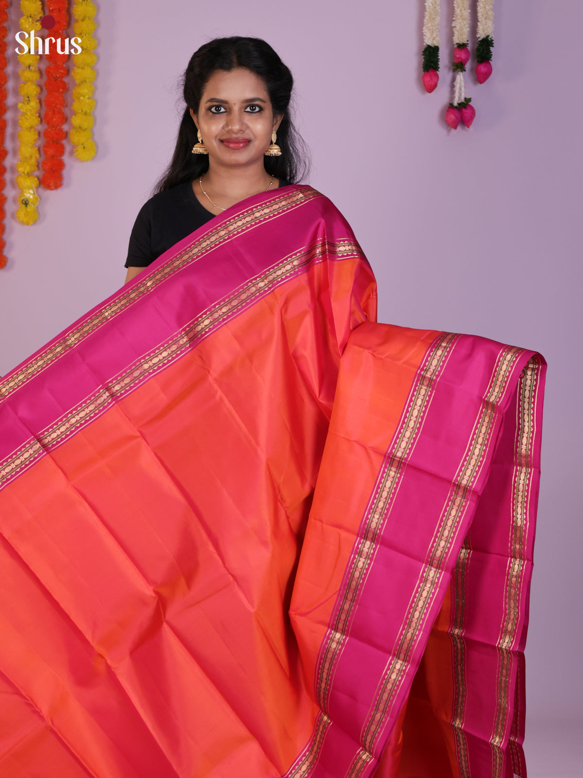 Buy Lustrous Orange Kanchipuram Saree with Purple Rettaipet Border & Traditional Chit Pallu