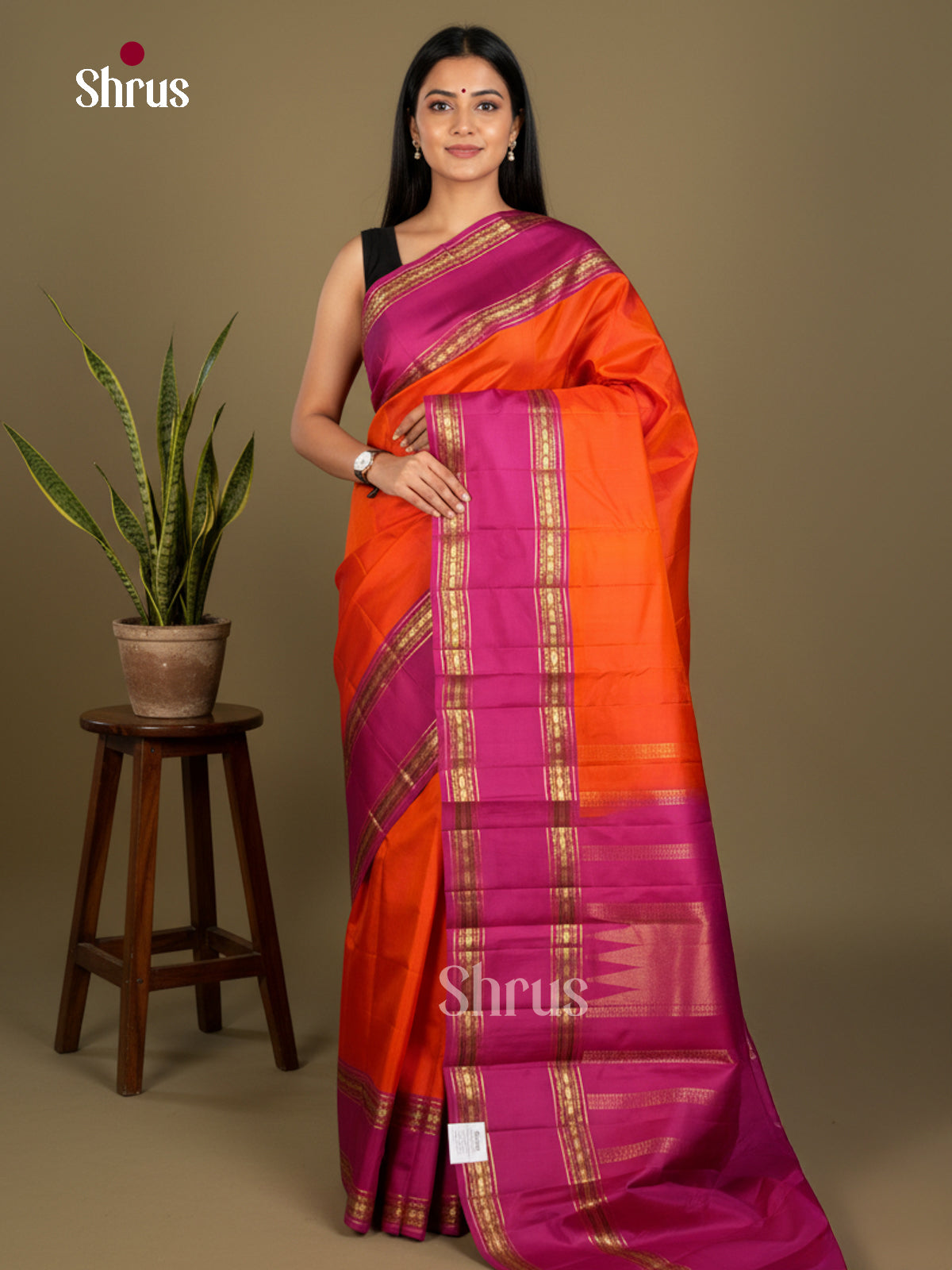Buy Radiant Orange Kanchipuram Silk Saree with Rettaipet Border & Purple Zari Woven Pallu
