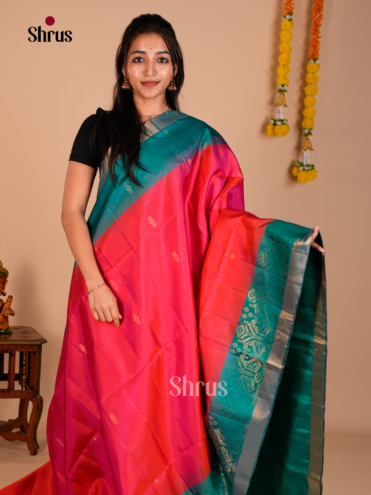 Buy Timeless Orangish Pink Pure Soft Silk Saree with Zari Buttas, Teal Border & Pallu With Zari Weave