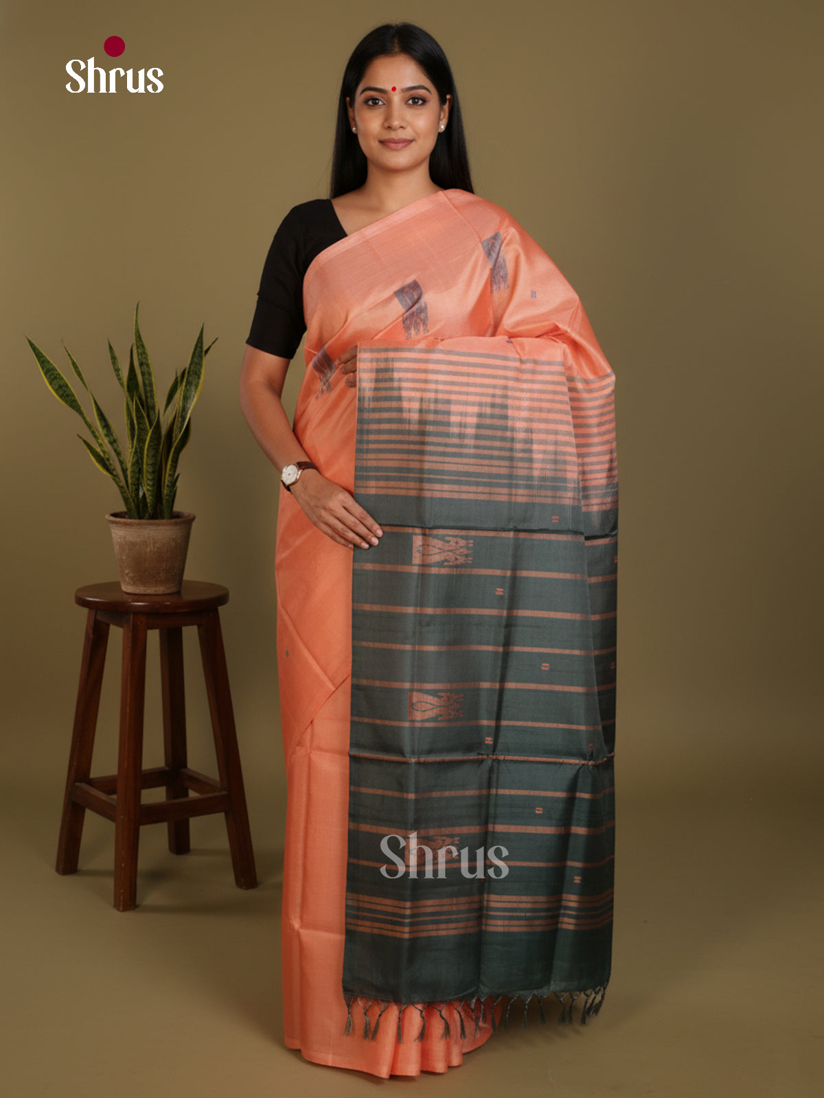 Buy Sheeny Peach Banana Pith Saree with Woven Motifs & Charcoal Grey Traditional Pallu