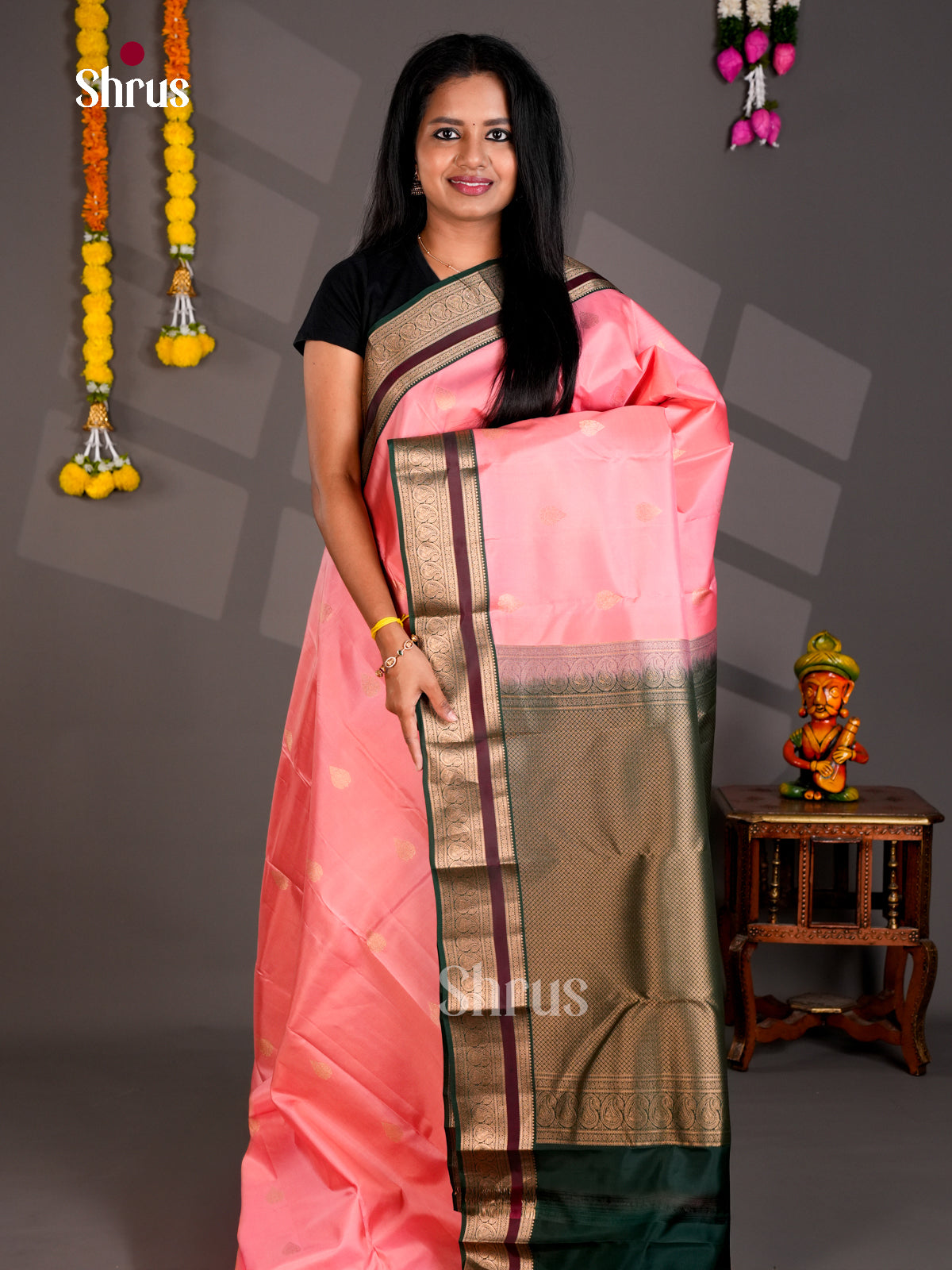 Buy Alluring Peach Kanchipuram Silk Saree With Leaf Buttas, Zari Border & Green Brocade Pallu