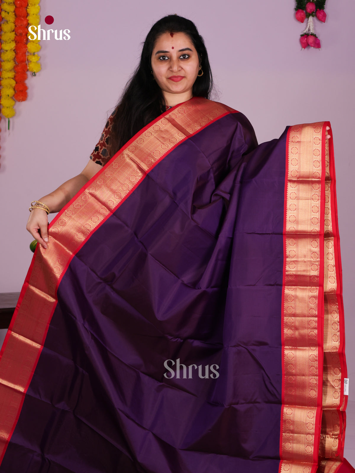 Buy Royal Purple Kanchipuram Saree With Plain Body, Red Zari Border & Brocade Pallu
