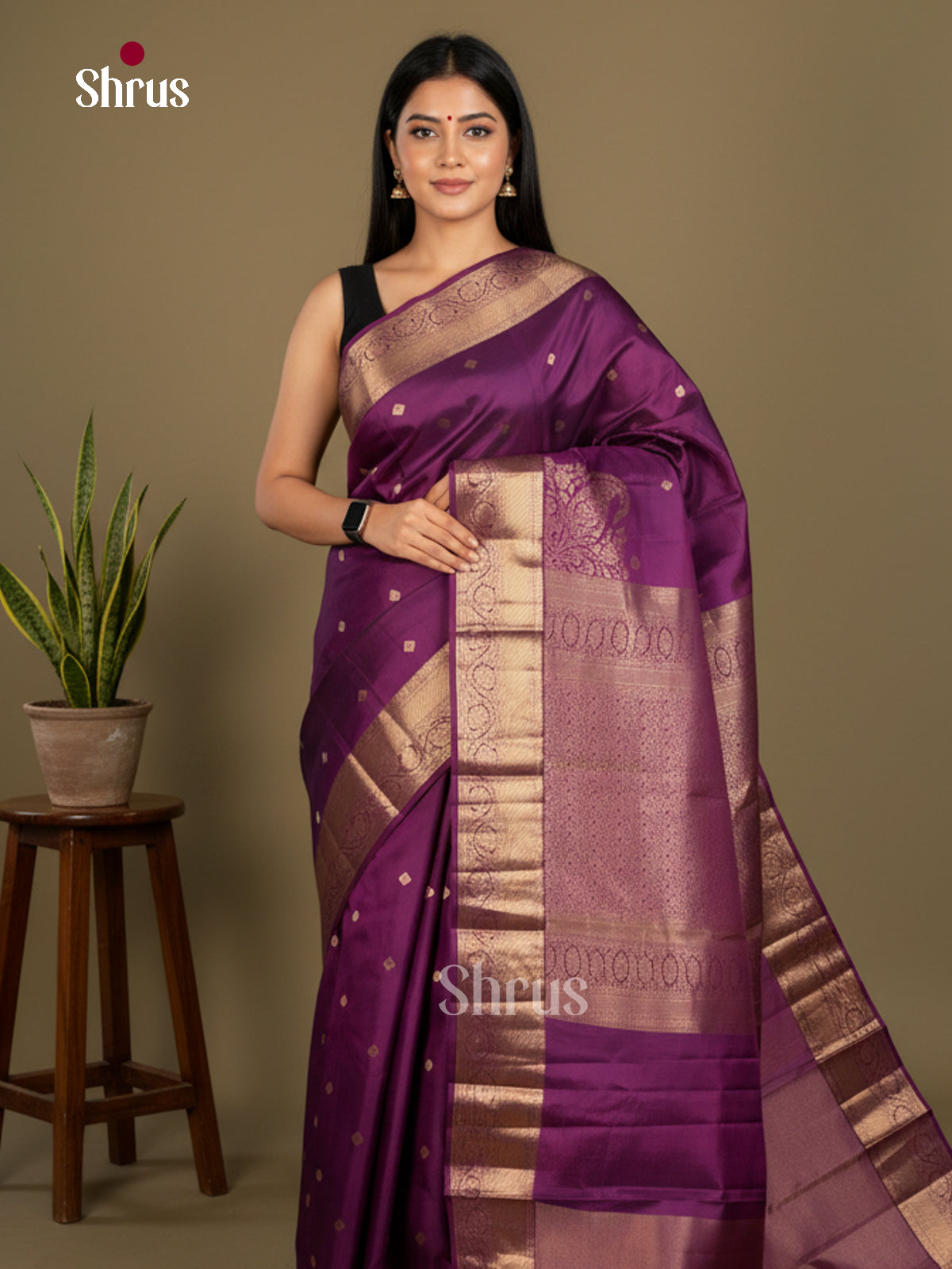 Buy Majestic Purple Kanchipuram Saree With Small Gold Buttas, Zari Border & Brocade Pallu