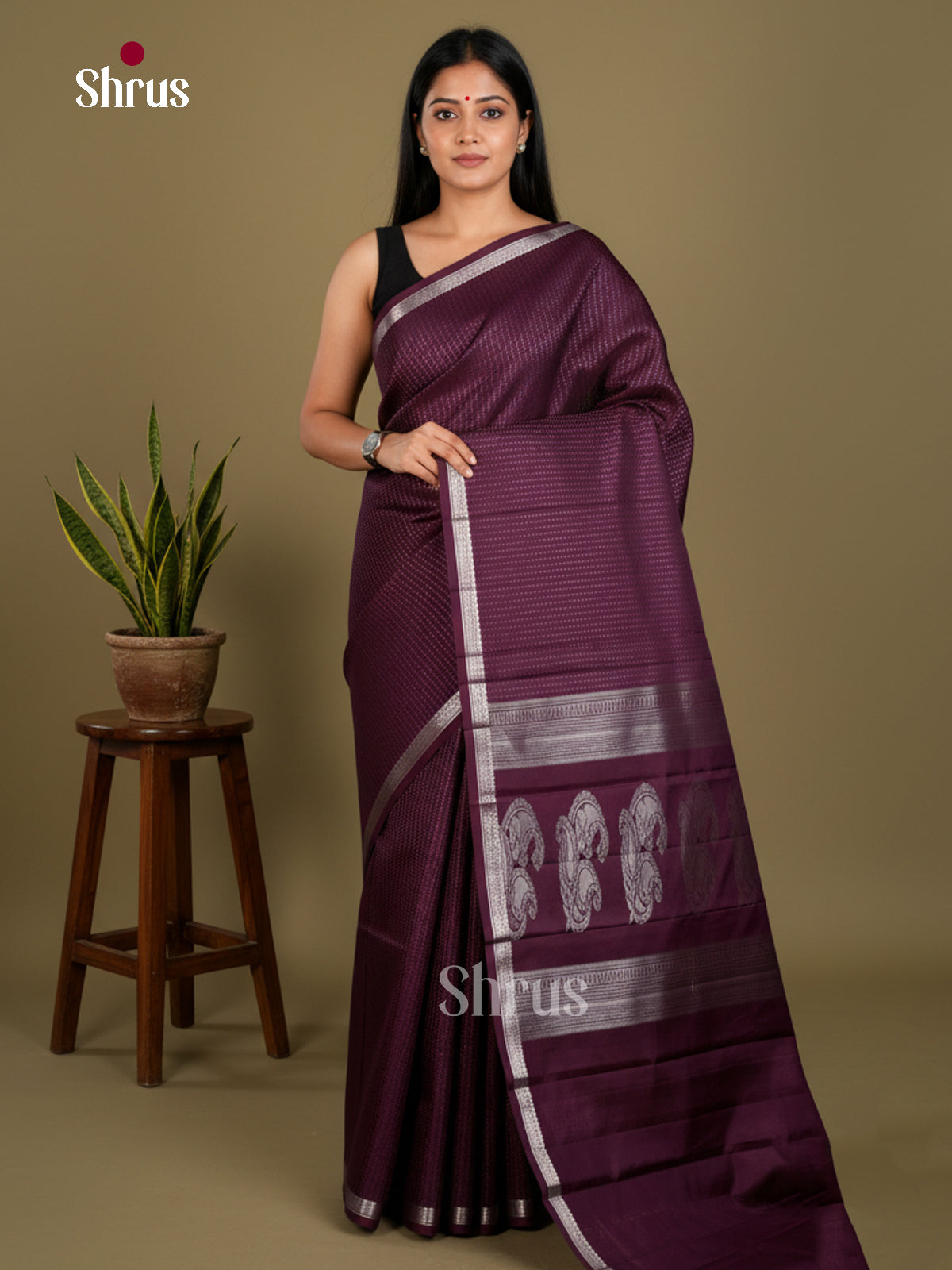 Buy Elegant Purple Kanchipuram silk Saree with Dotted Stripes Pattern, Silver Border & Paisley Pallu