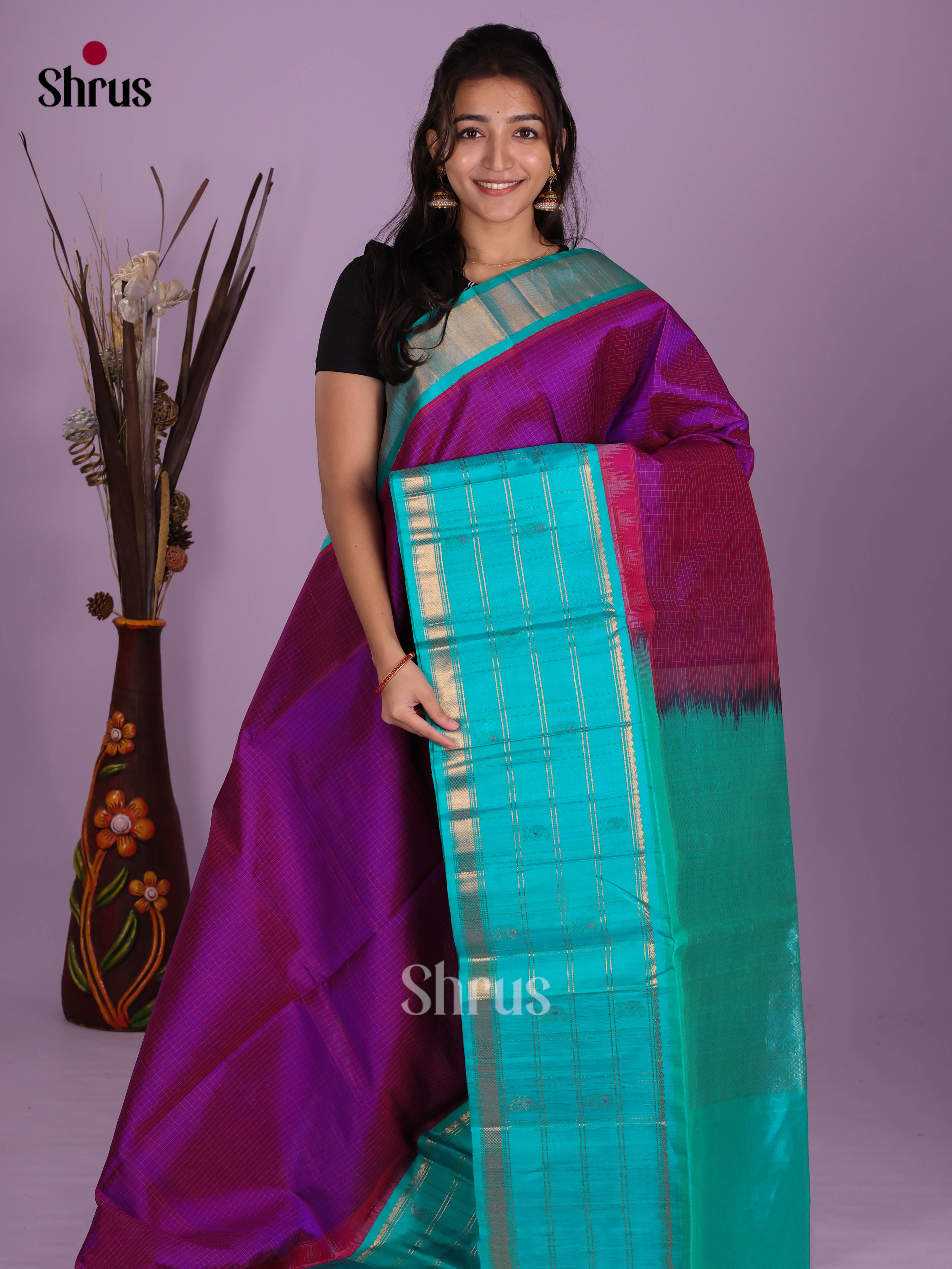 Buy Pretty Purple Silk Cotton Saree with Plain Body, Teal Border With Zari Stripes & Traditional Pallu