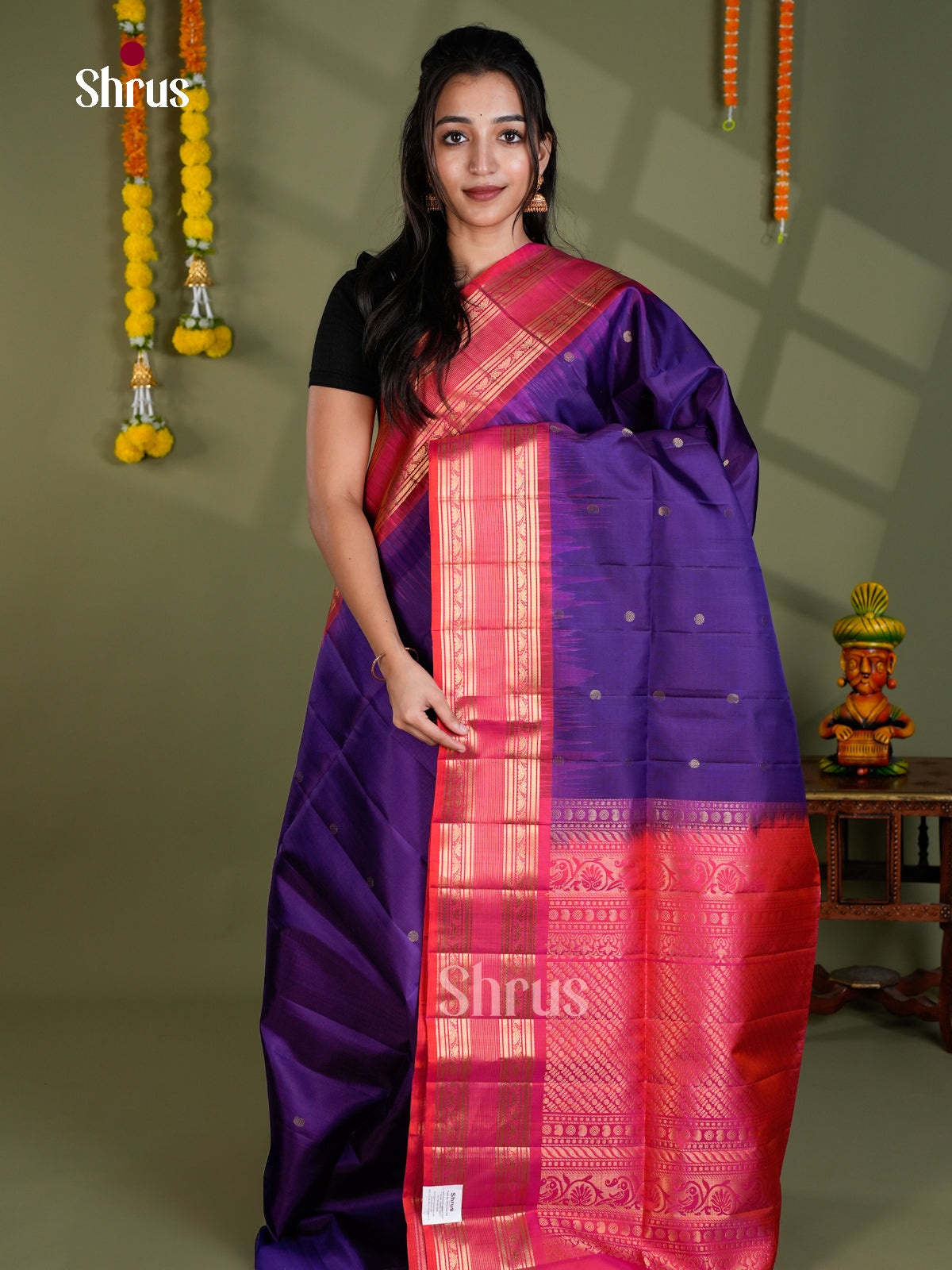 Buy Royal Purple Soft Silk Saree With Golden Circle Buttas & Pink Rettaipet Zari Border