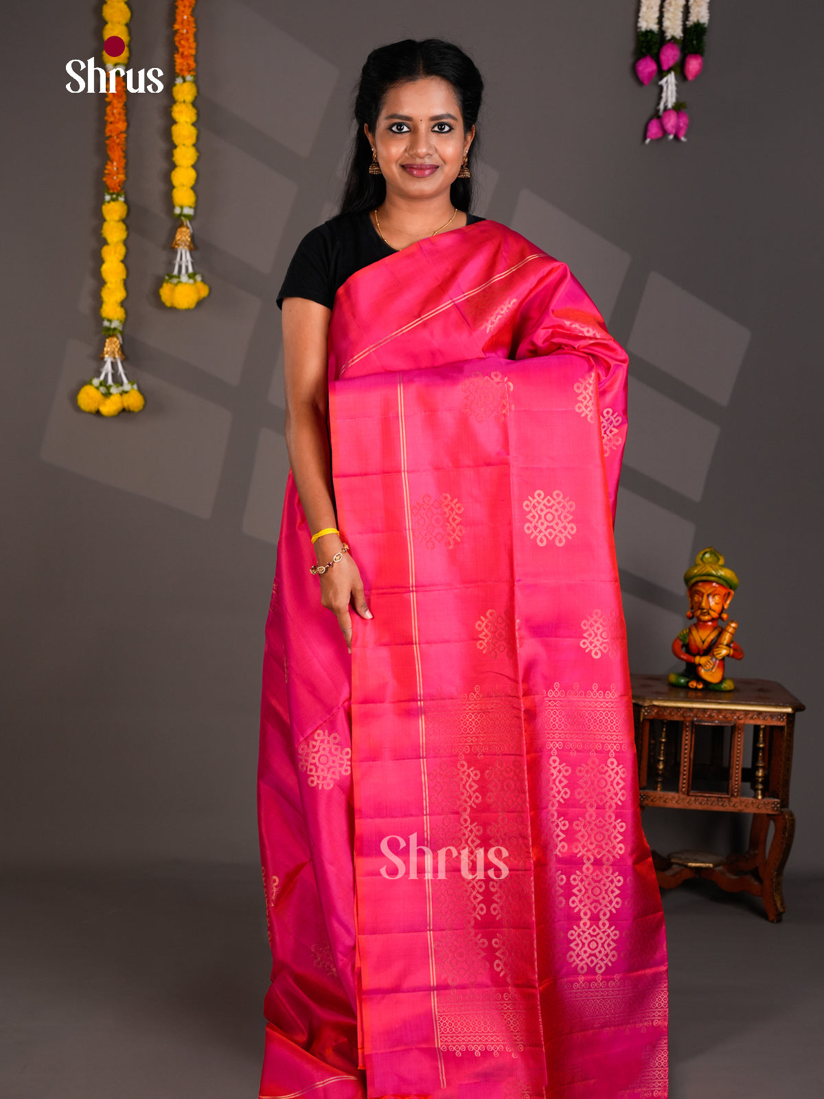Buy Sheeny Rani Pink Pure Soft Silk Saree With Kolam Motifs printed Body & Pallu