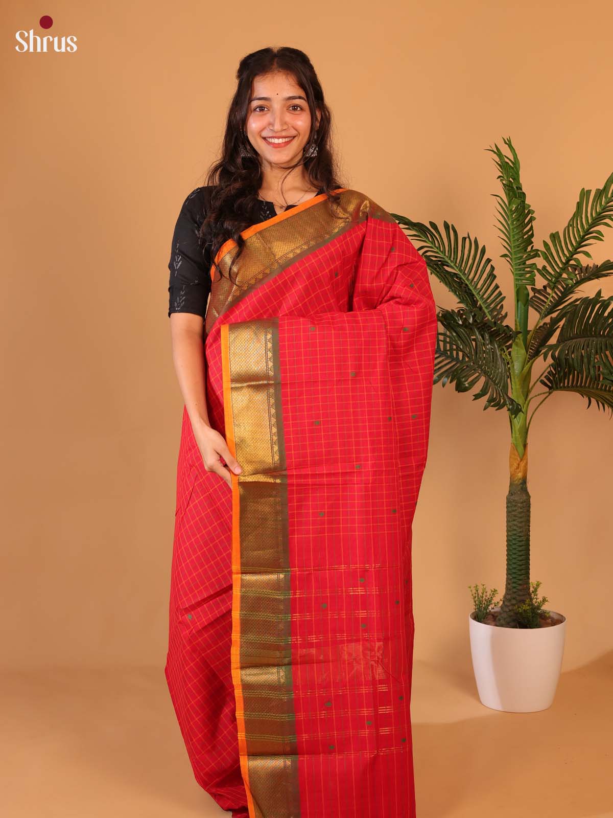 Timeless Red Cotton Sarees With Thread Checks, Buttas & Mustard Zari Border