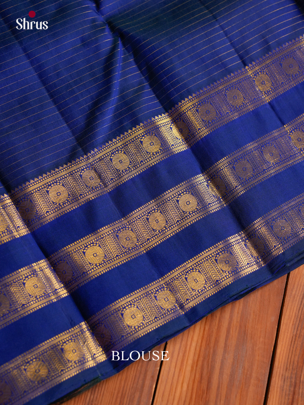 Regal Magenta Kanchipuram Pattu Saree With Intricate Checks & Buttas | Dark Blue Zari Border & Brocade Pallu