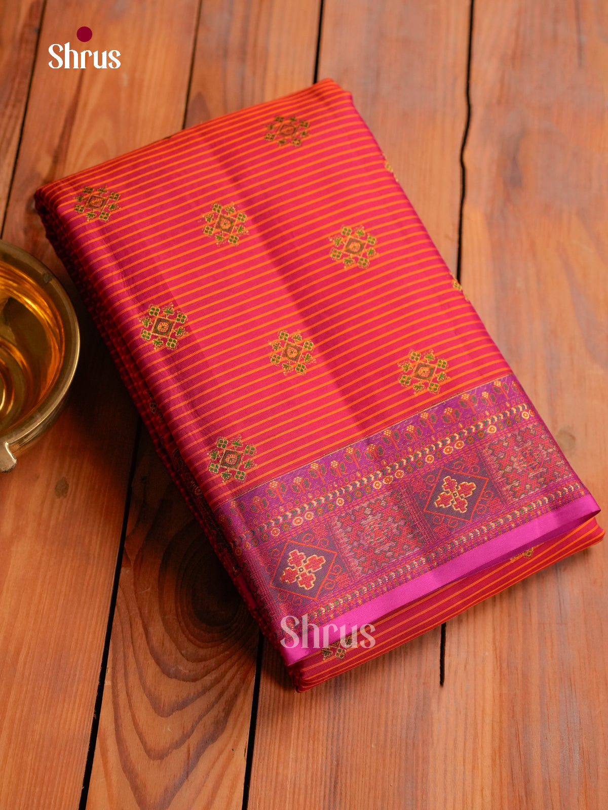 Regal Red Pattu Saree With Stripes & Thread Buttas | Magenta Border & Intricately Woven Zari Pallu
