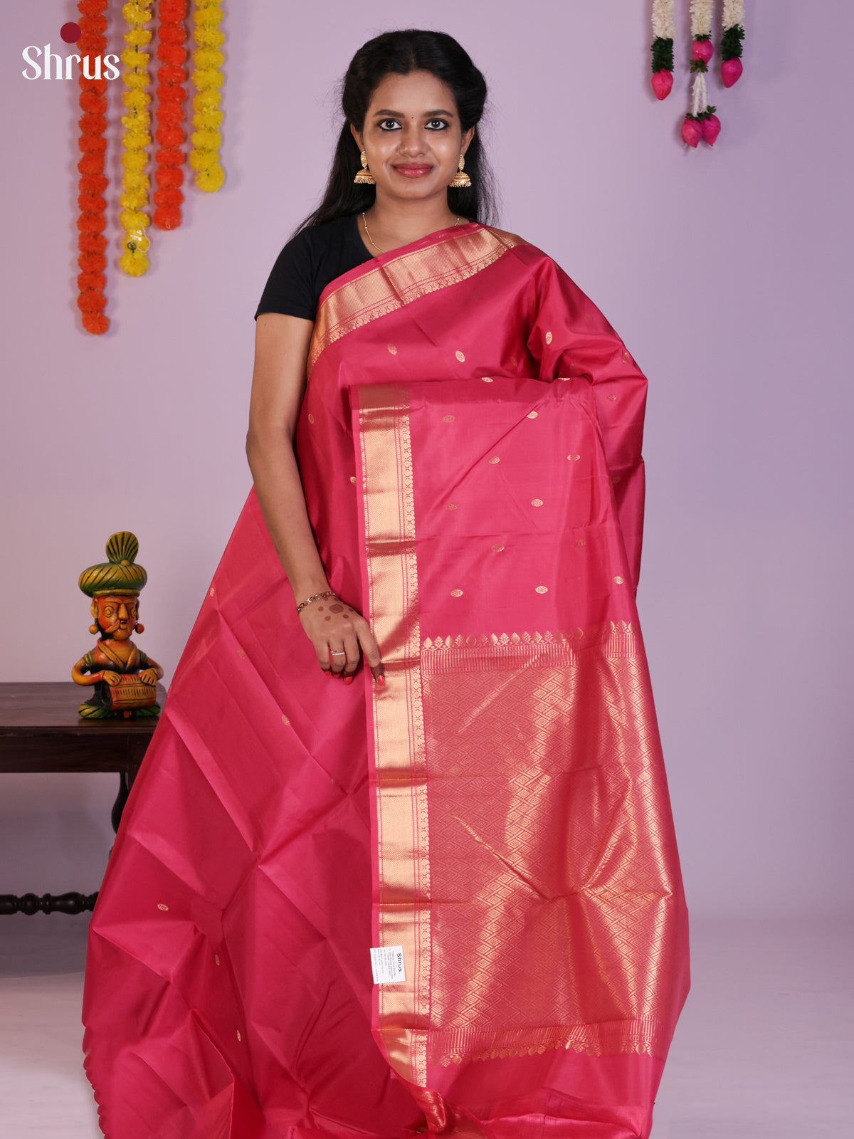 Buy Vibrant Rose Pink Kanchipuram Silk Saree With Coin Buttas, Zari Border & Brocade Pallu