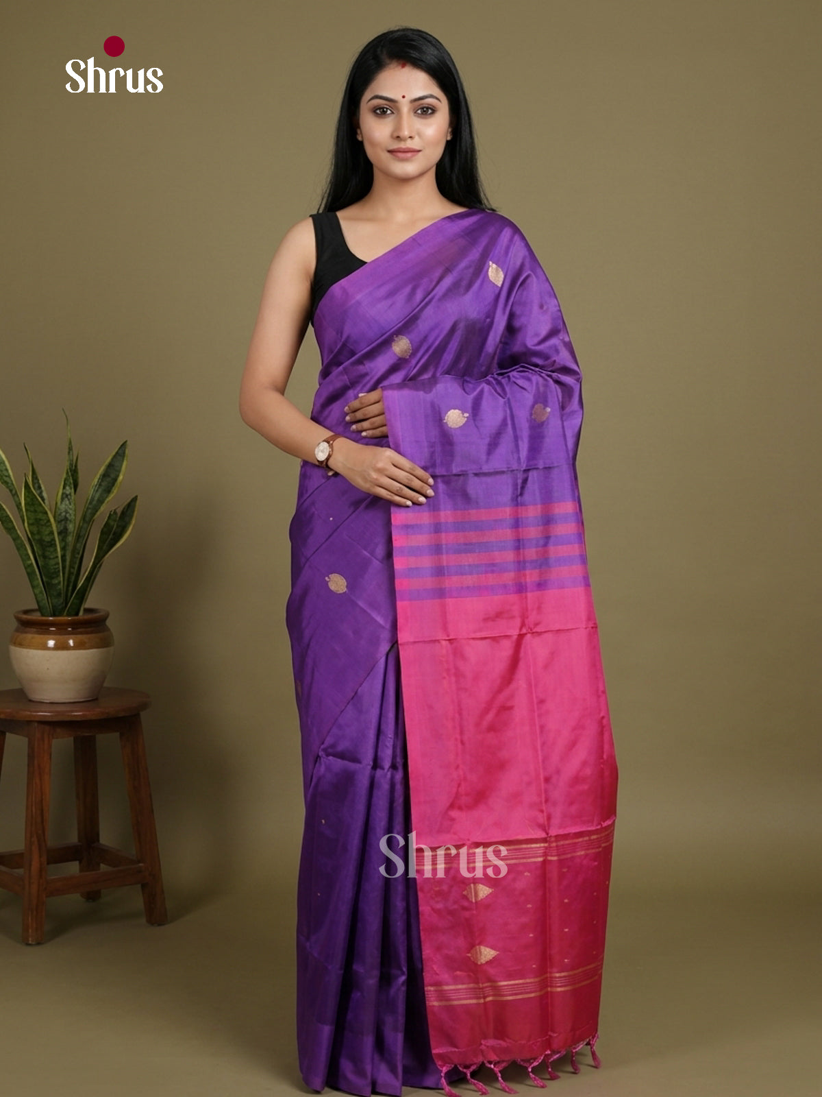 Buy Opulent Royal Purple Banana Pith Saree With Golden Zari Motifs & Hot Pink Traditional Pallu