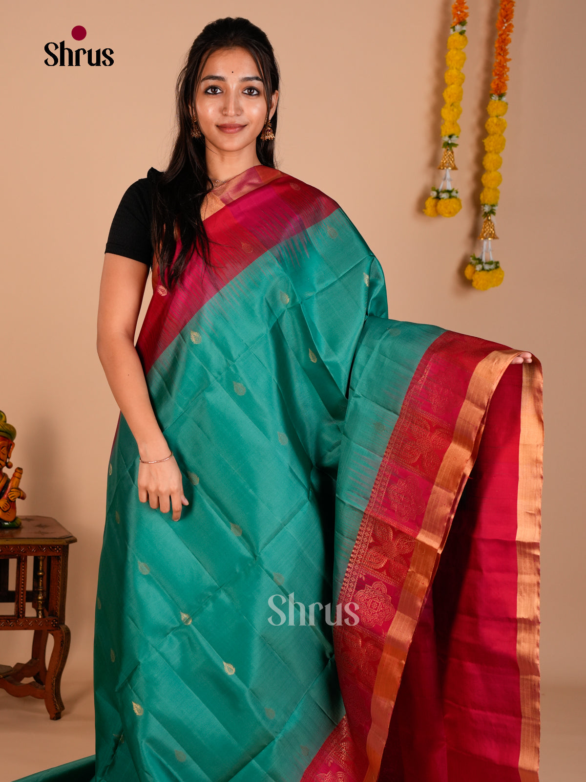 Buy Regal Sea Green Pure Soft Silk Saree with Thilagam Buttas & Red Zari Woven Border & Pallu