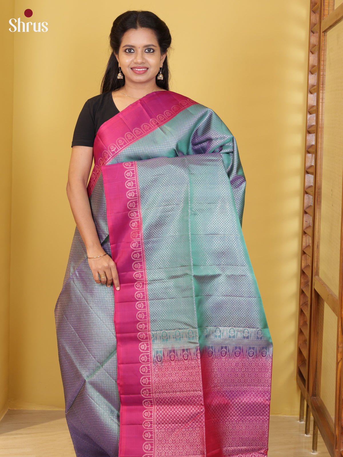 Buy Striking Sea Green Soft Silk Saree With Micro Checks, Magenta Border & Brocade Pallu