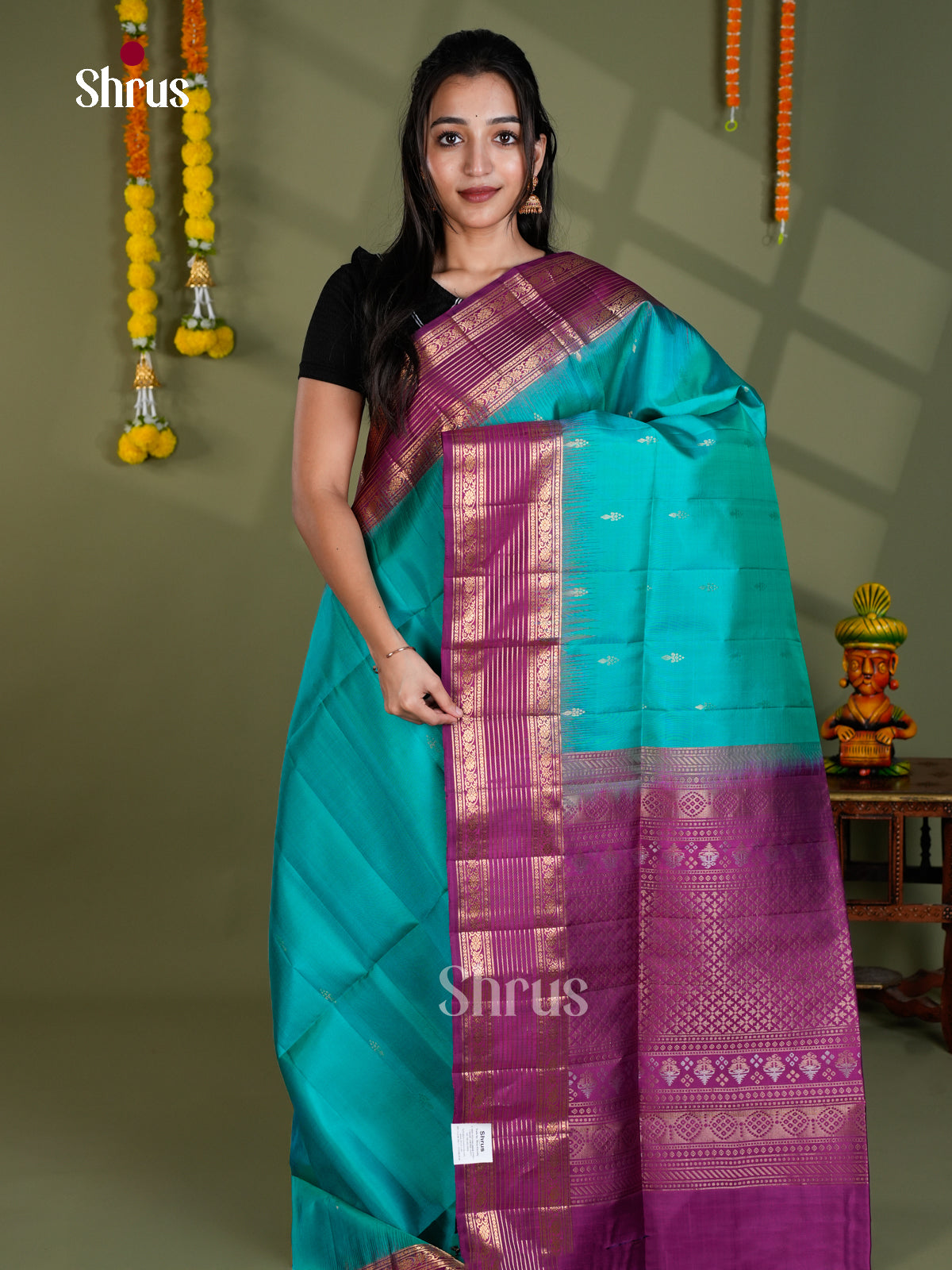 Buy Stunning Sea green Pure Soft Silk Saree With Small Zari Buttas, Zari Striped Purple Border & Pallu