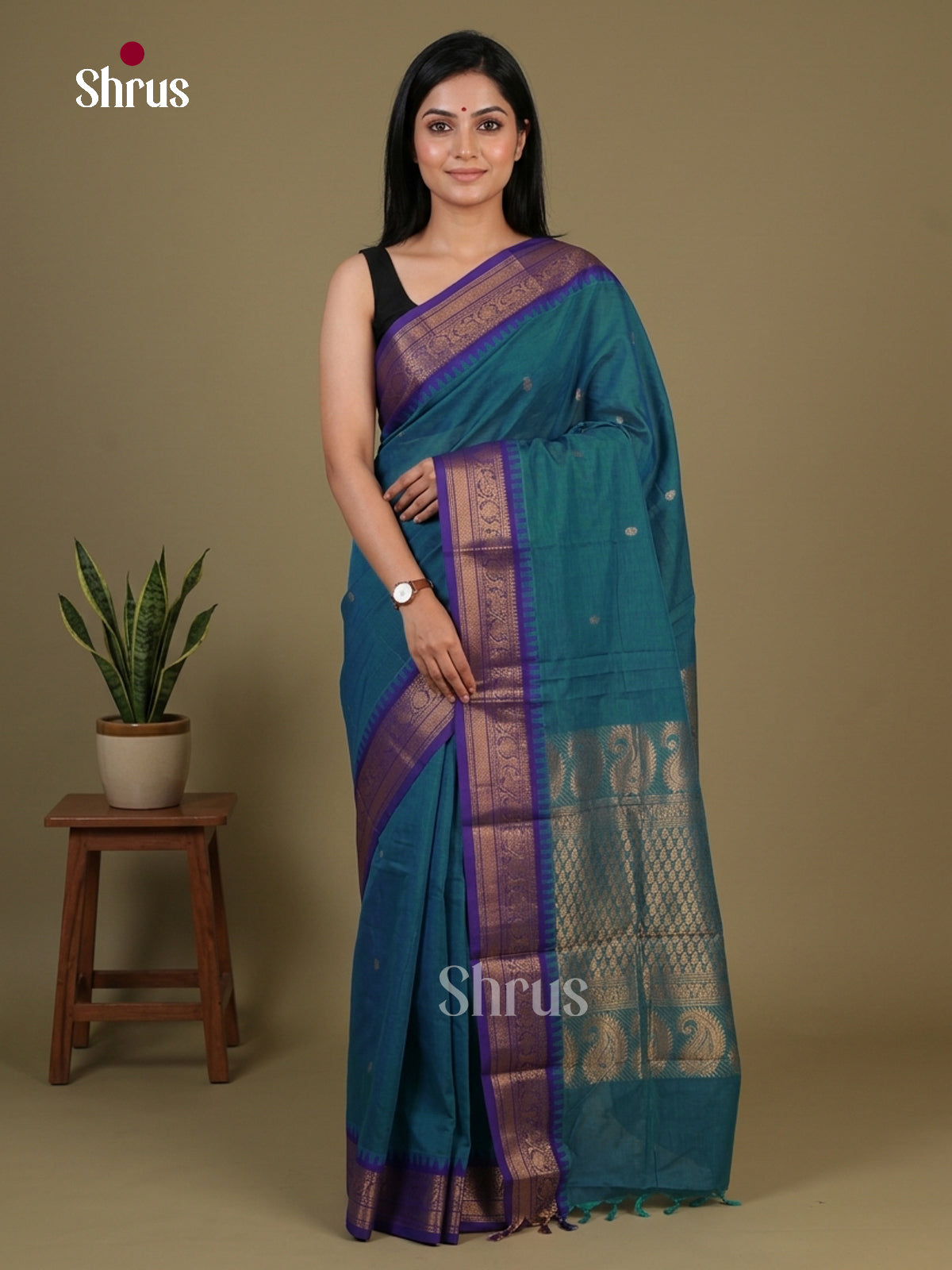 Chettinad Cotton Saree with Dark Blue kanchi Border & Zari Brocade Pallu - Shop on Shrus.com