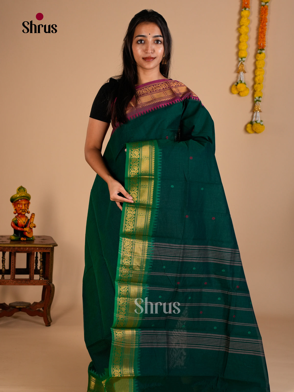 Serene Green Chettinad Cotton Saree With Thread Buttas & Ganga Jamuna Zari Border