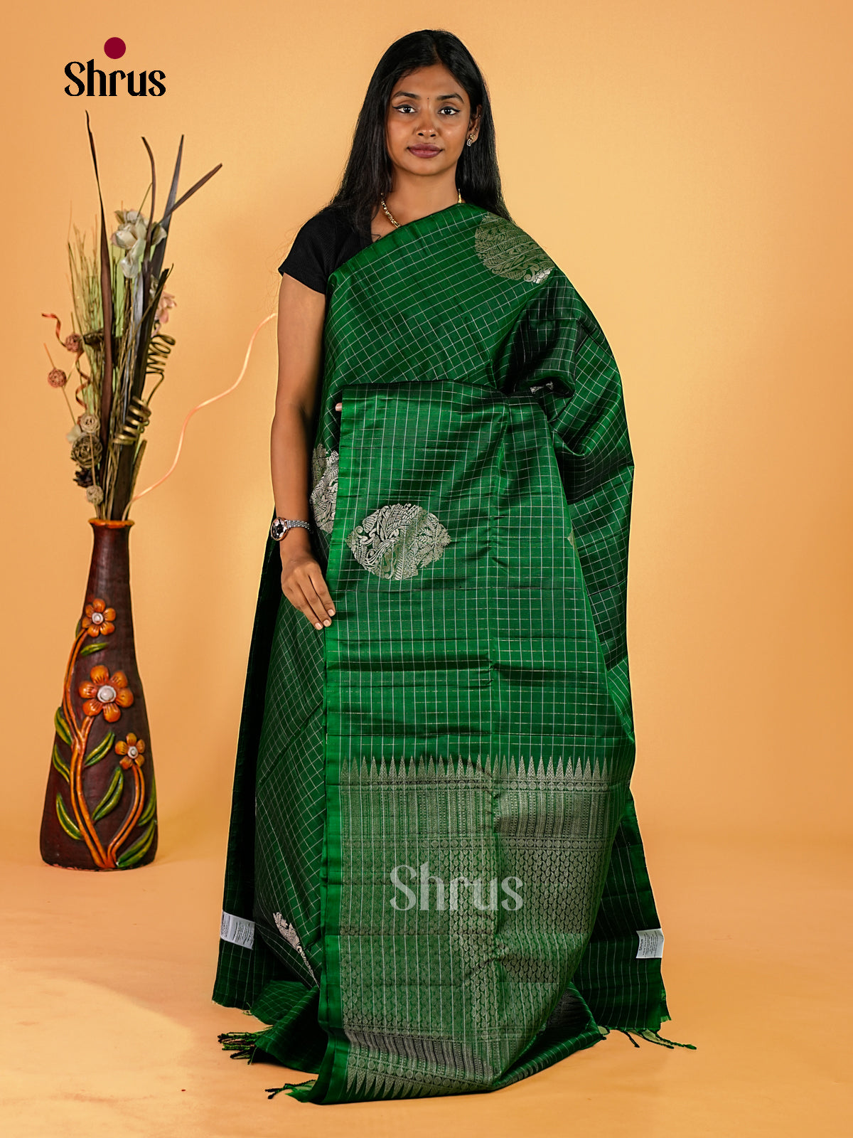 Serene Green Soft Silk Sarees With Silver Checks, Large Motifs & Self Brocade Zari Pallu