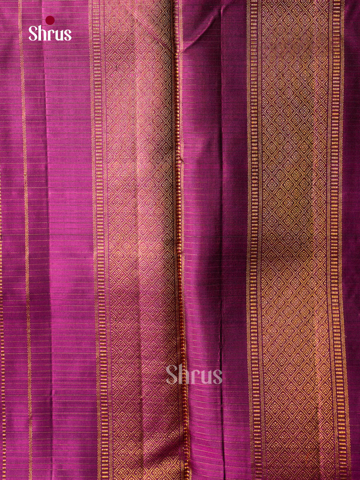 Sheeny Bottle Green 9Yards Pattu Sarees With Intricate Checks & Buttas | Magenta Zari Border