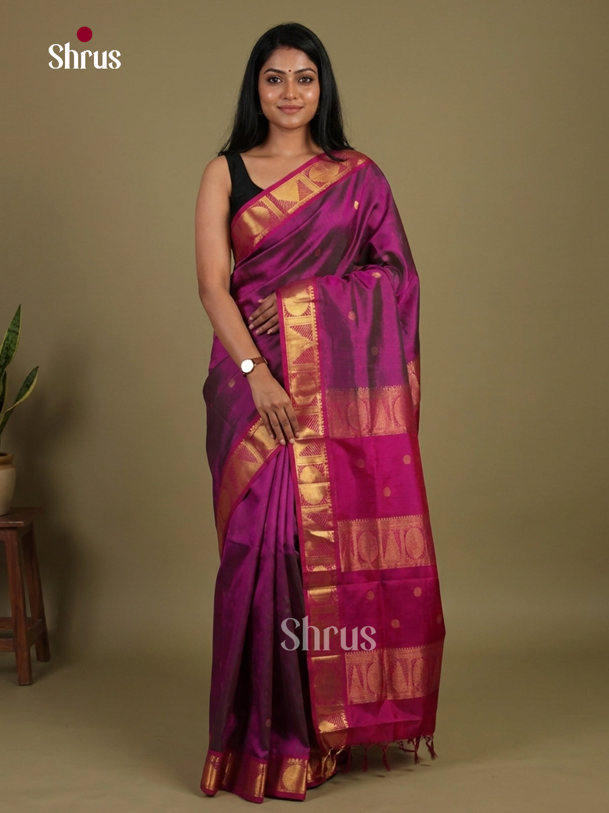 Sheeny Purple Silk Cotton Saree With Gold Buttas, Geometric Motifs Border & Pink Zari Pallu