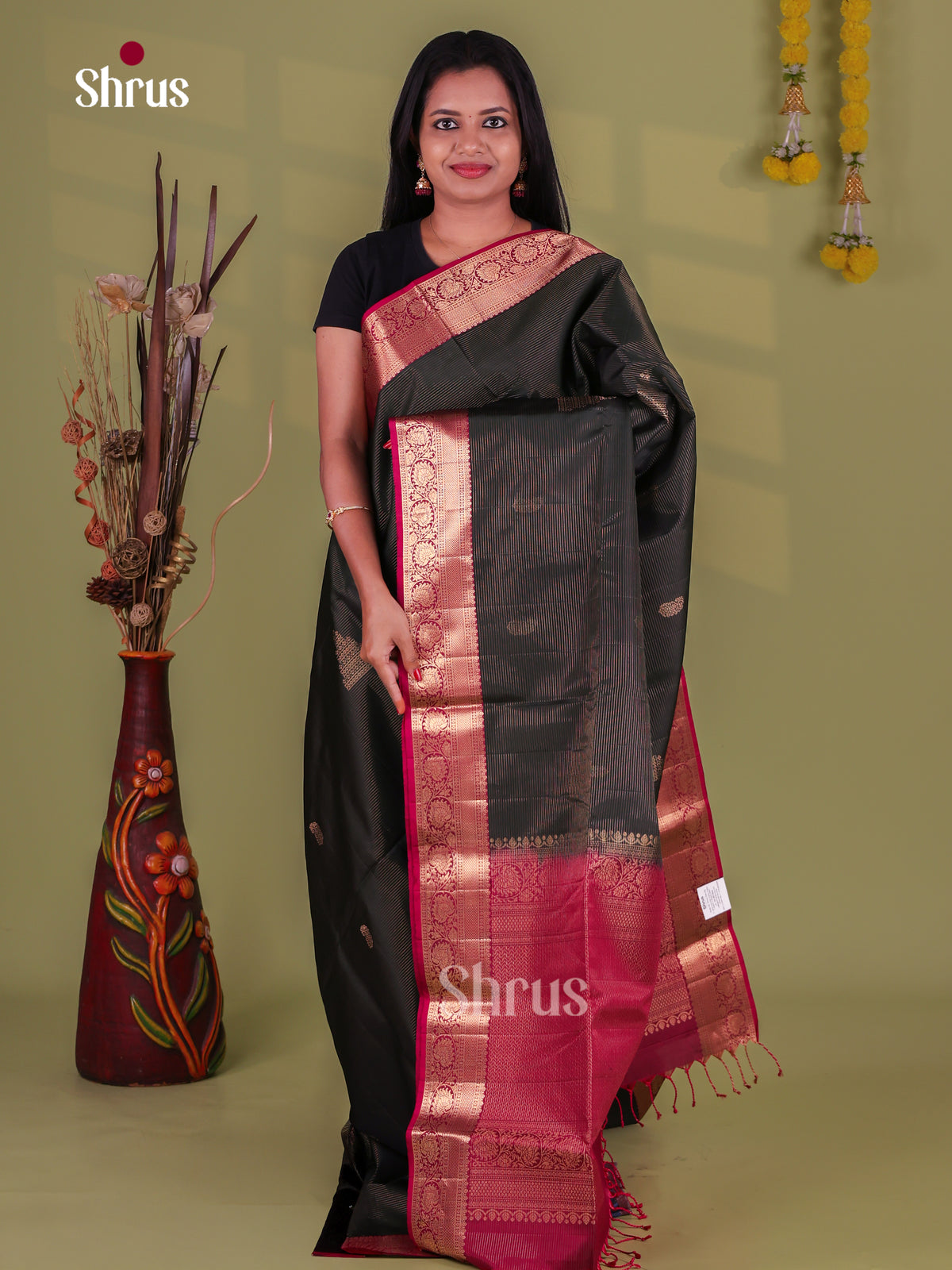 Shimmery Black Soft Silk Sarees With Fine Lines, Gopuram & Manga Buttas And Dark Pink Zari Woven Border