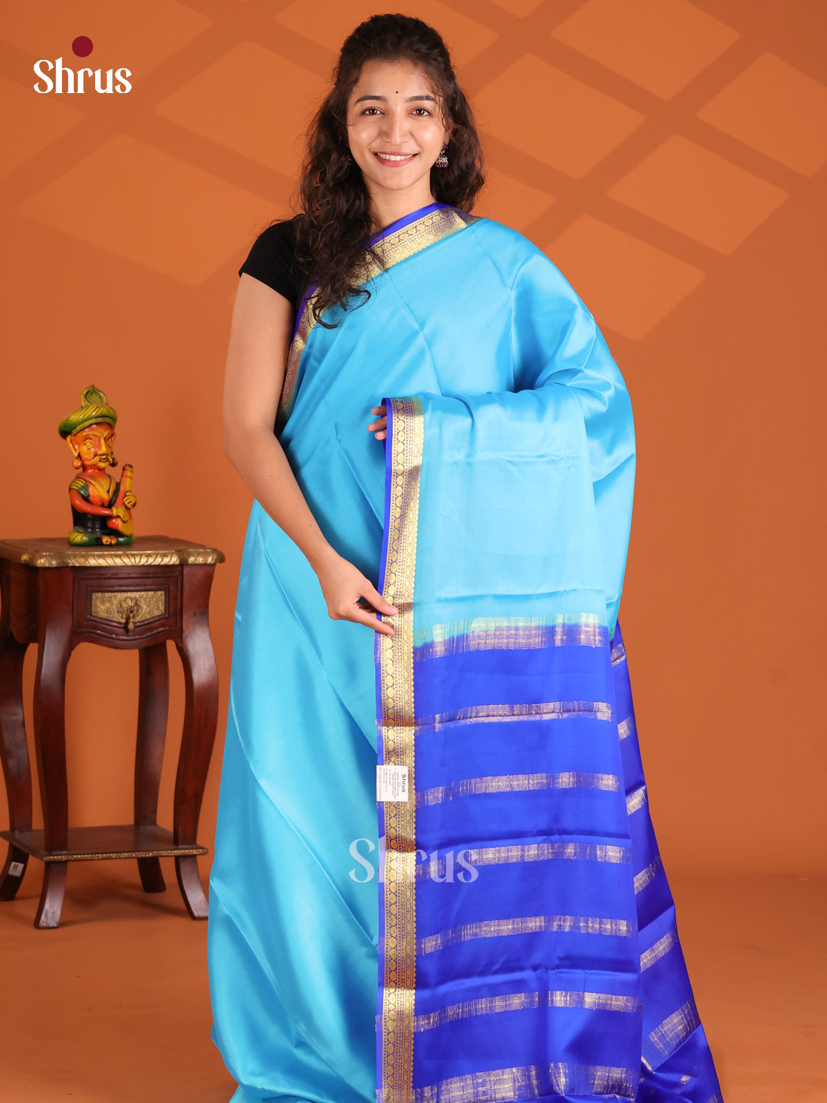 Buy Pretty Sky Blue Mysore Silk Saree with Plain Body, Blue Zari Border & Traditional Chit Pallu