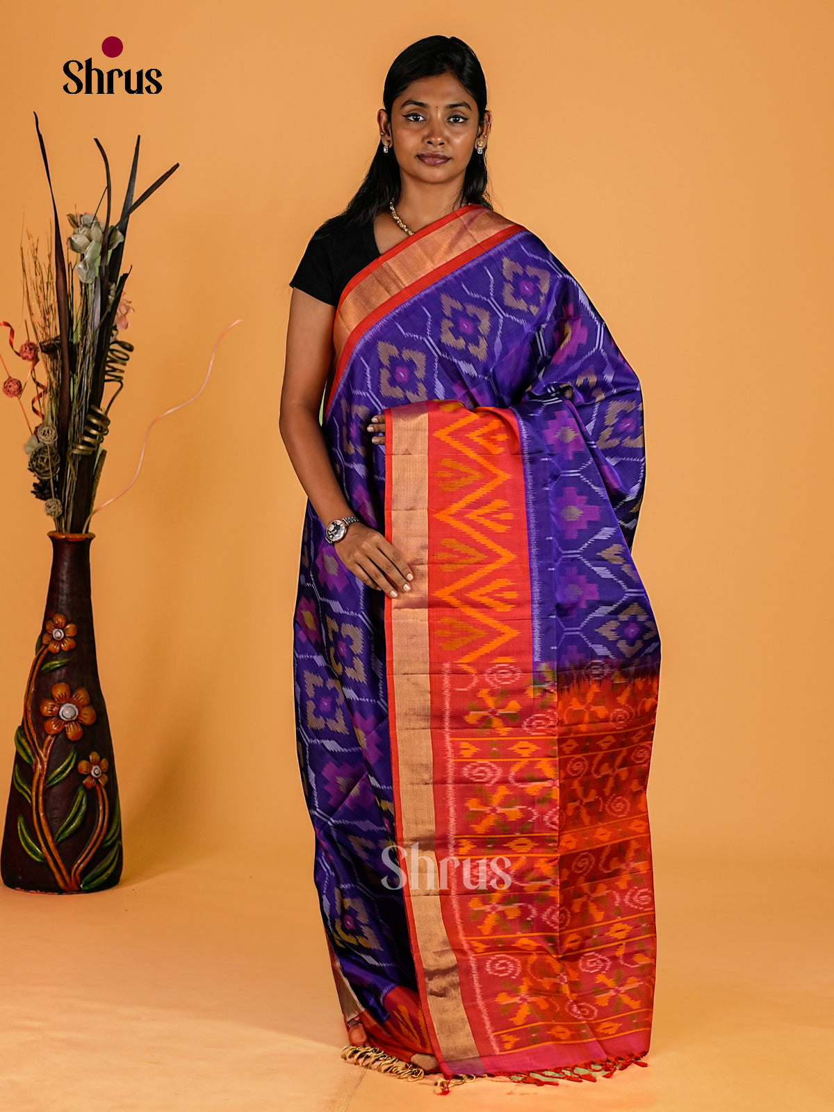 Splendid Indigo Blue Soft Silk Sarees With Floral Ikat Pattern & Coral Red Kaddi Zari Border & Ikat Pallu