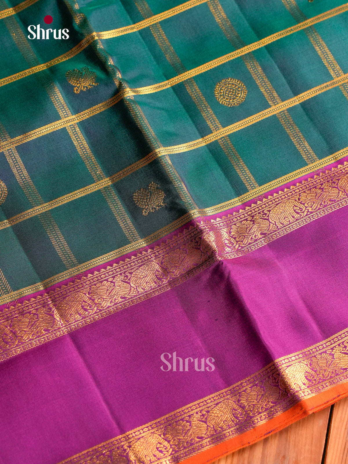 Striking Teal Green 9Yards Kanchipuram Sarees With Checks & Buttas | Purple Rettapet Zari Border